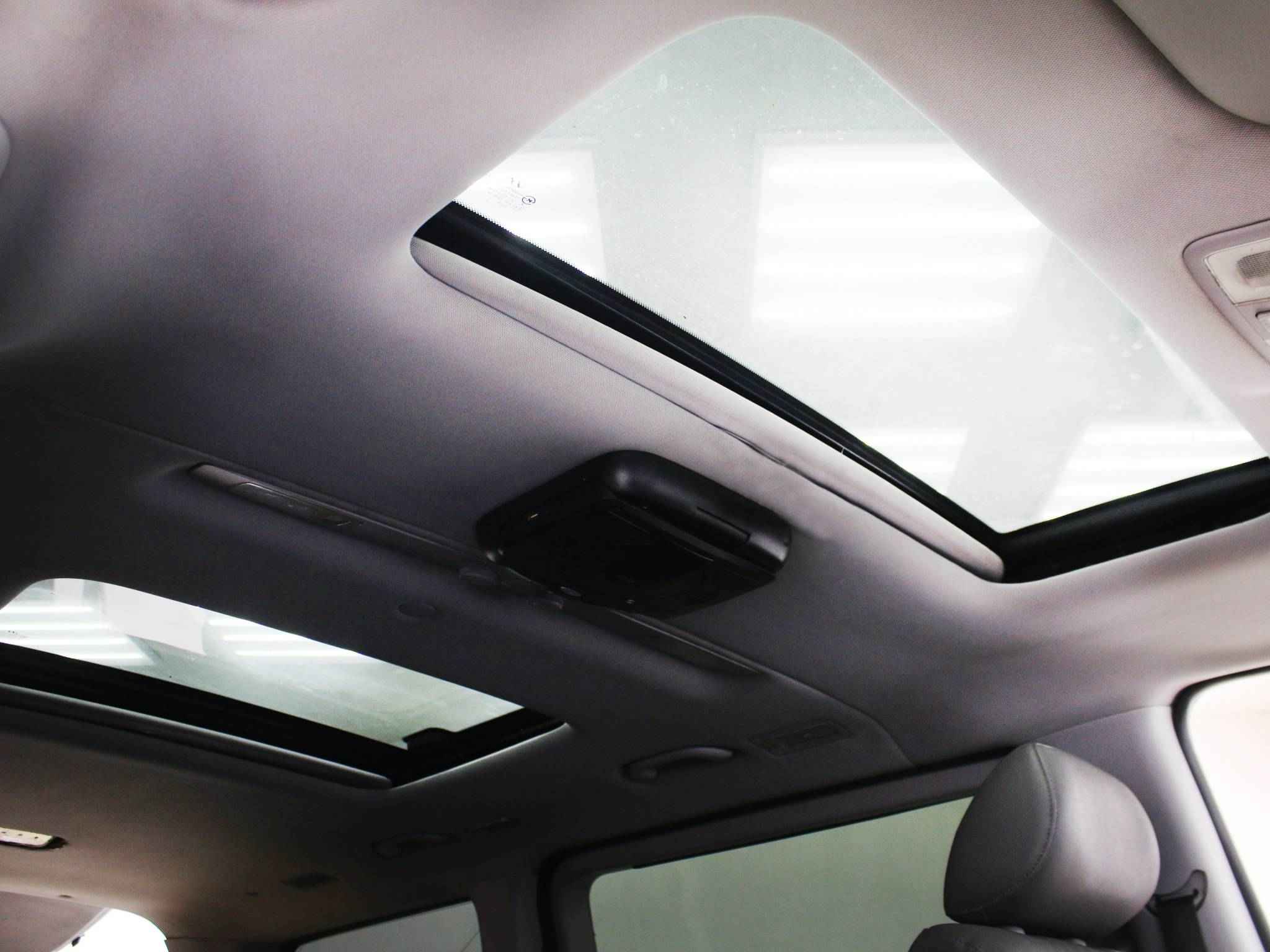 Hyundai Grand Starex, I