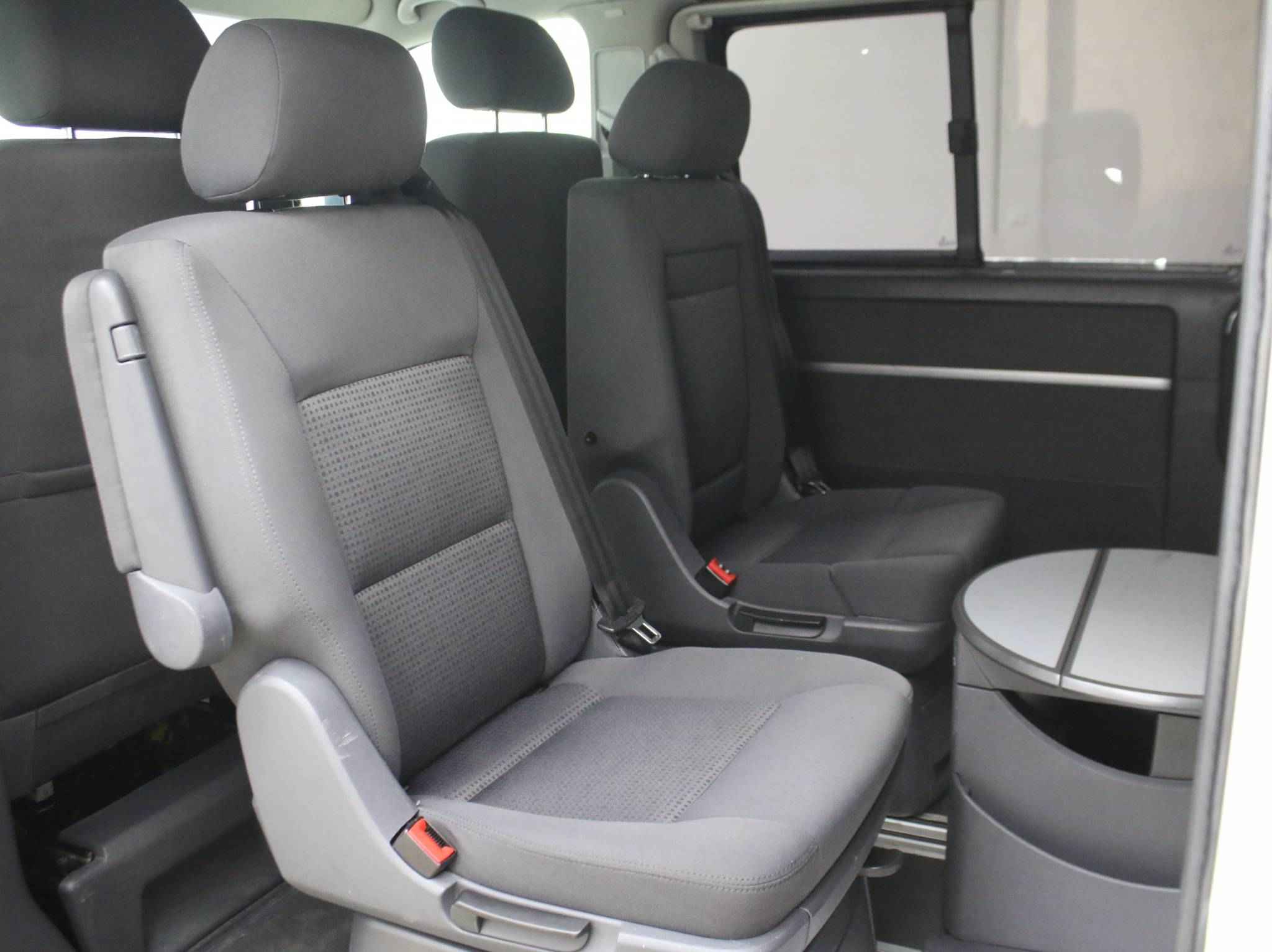 Volkswagen Multivan, T5