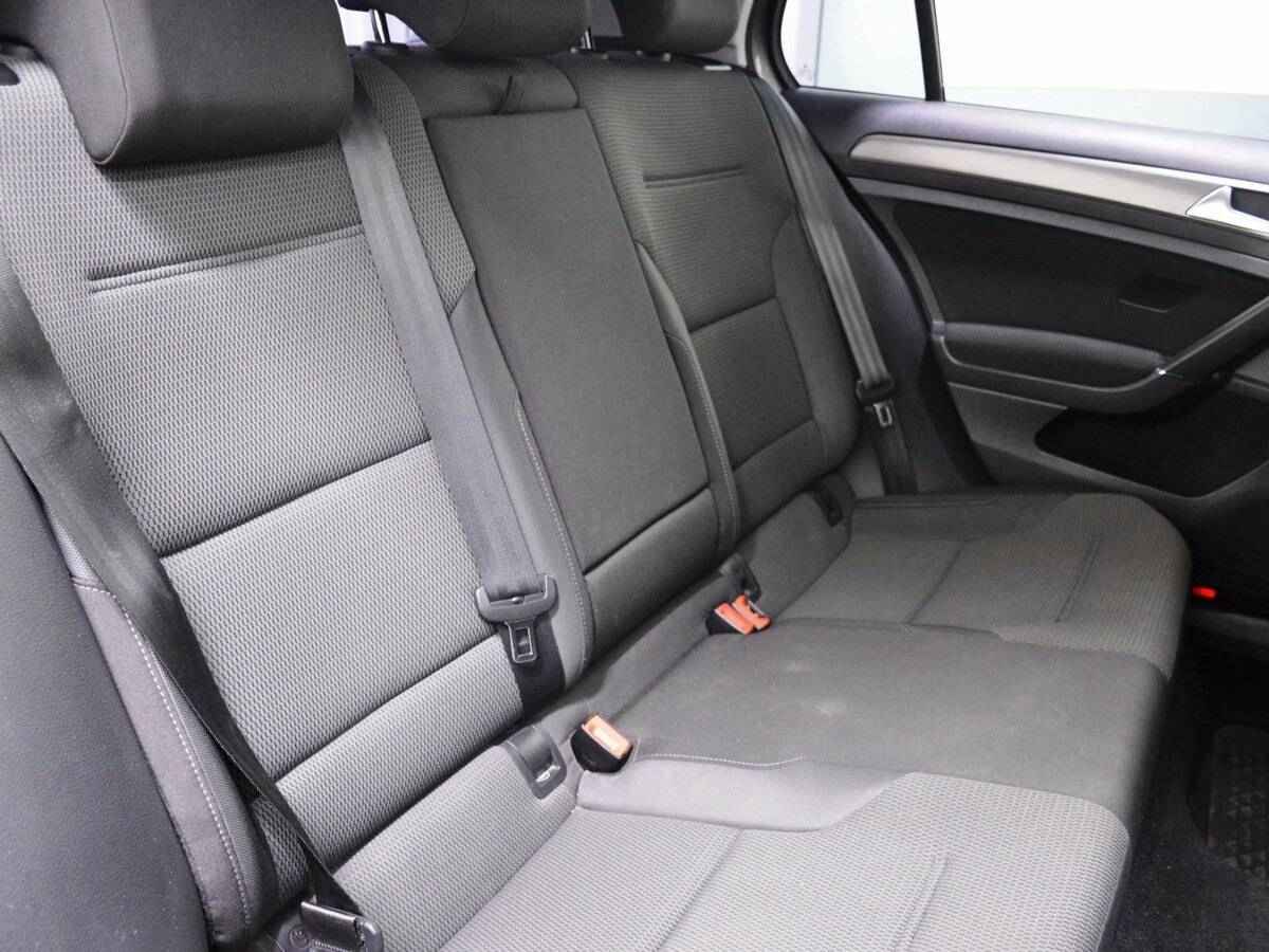 Volkswagen Golf, VII