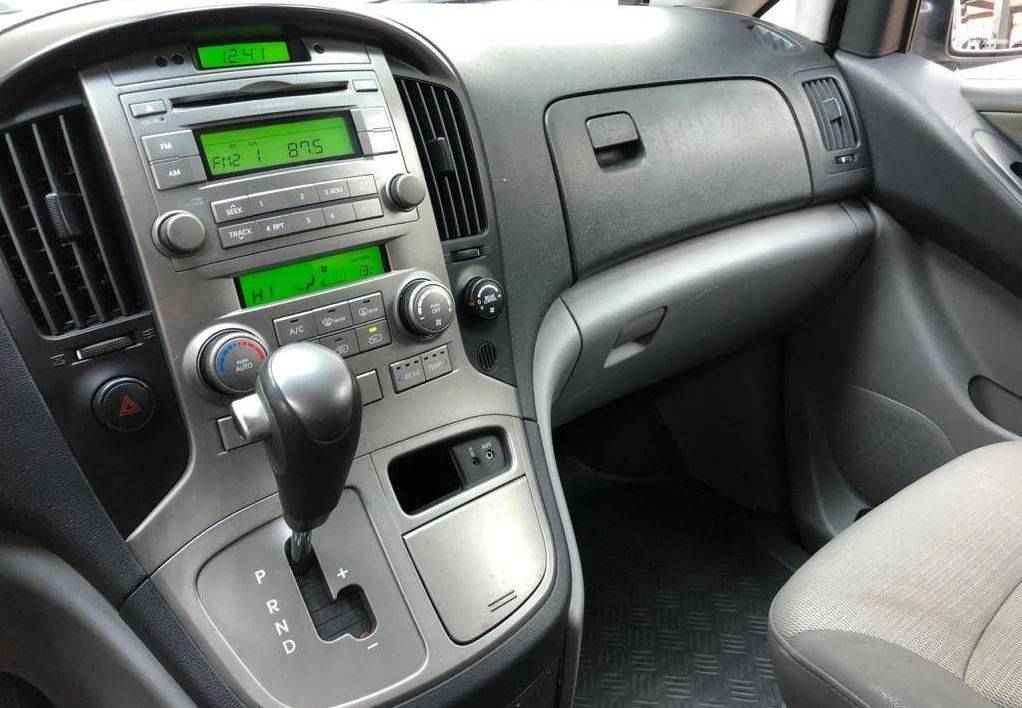 Hyundai Grand Starex, I