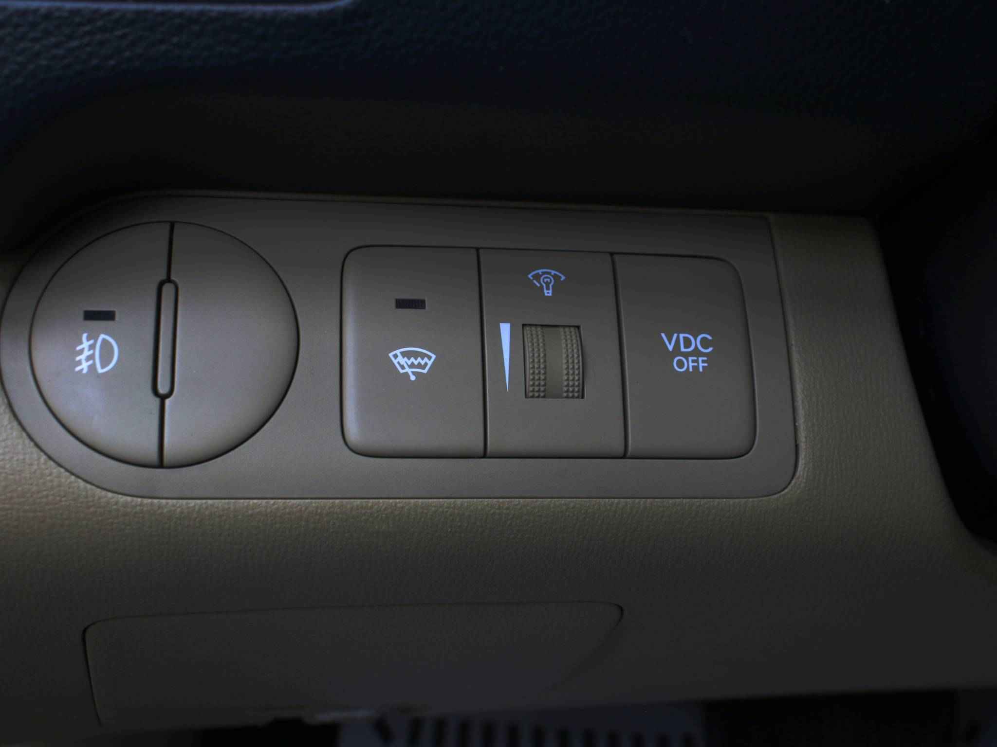 Hyundai Grand Starex, I