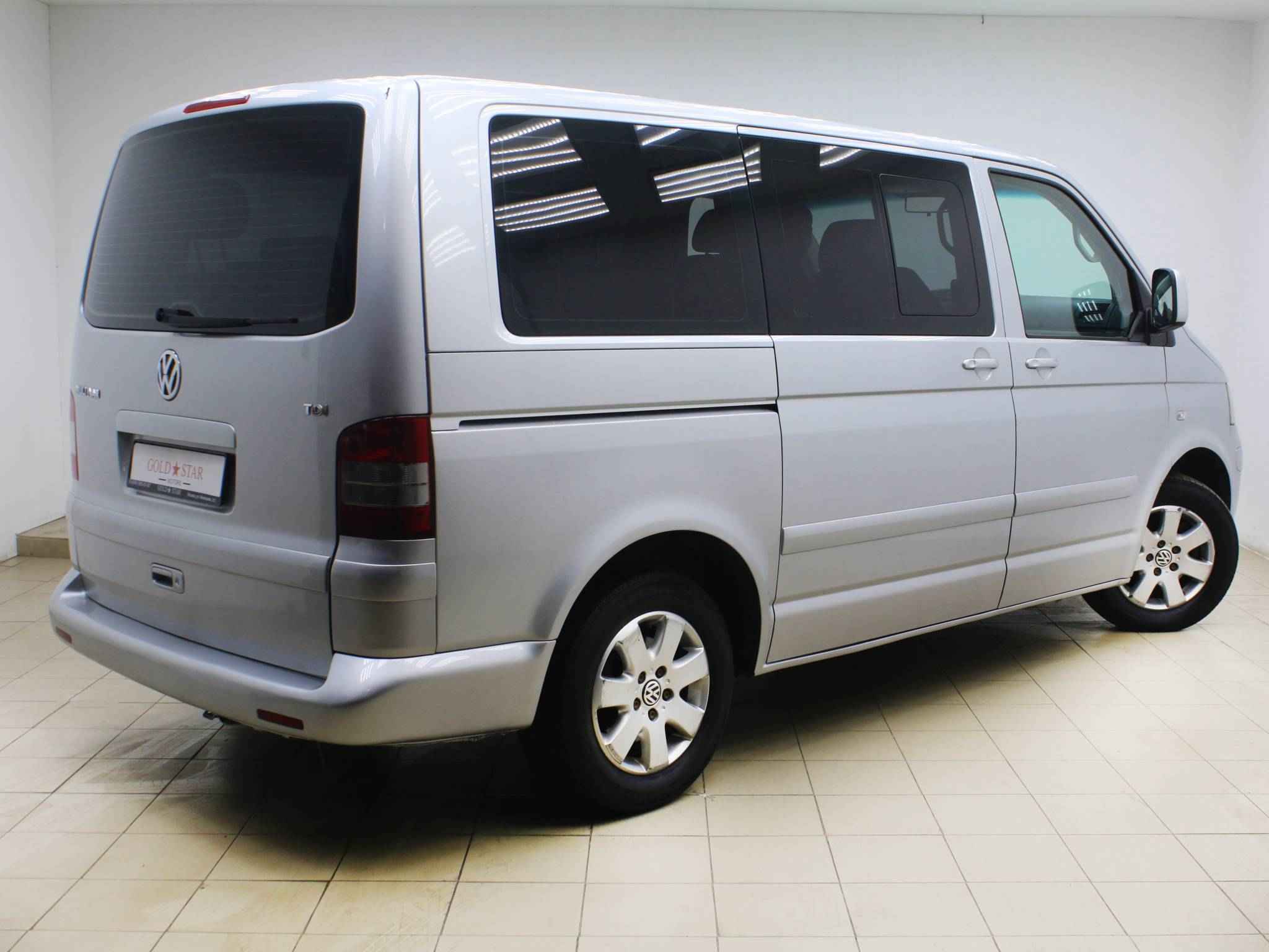 Volkswagen Multivan, T5