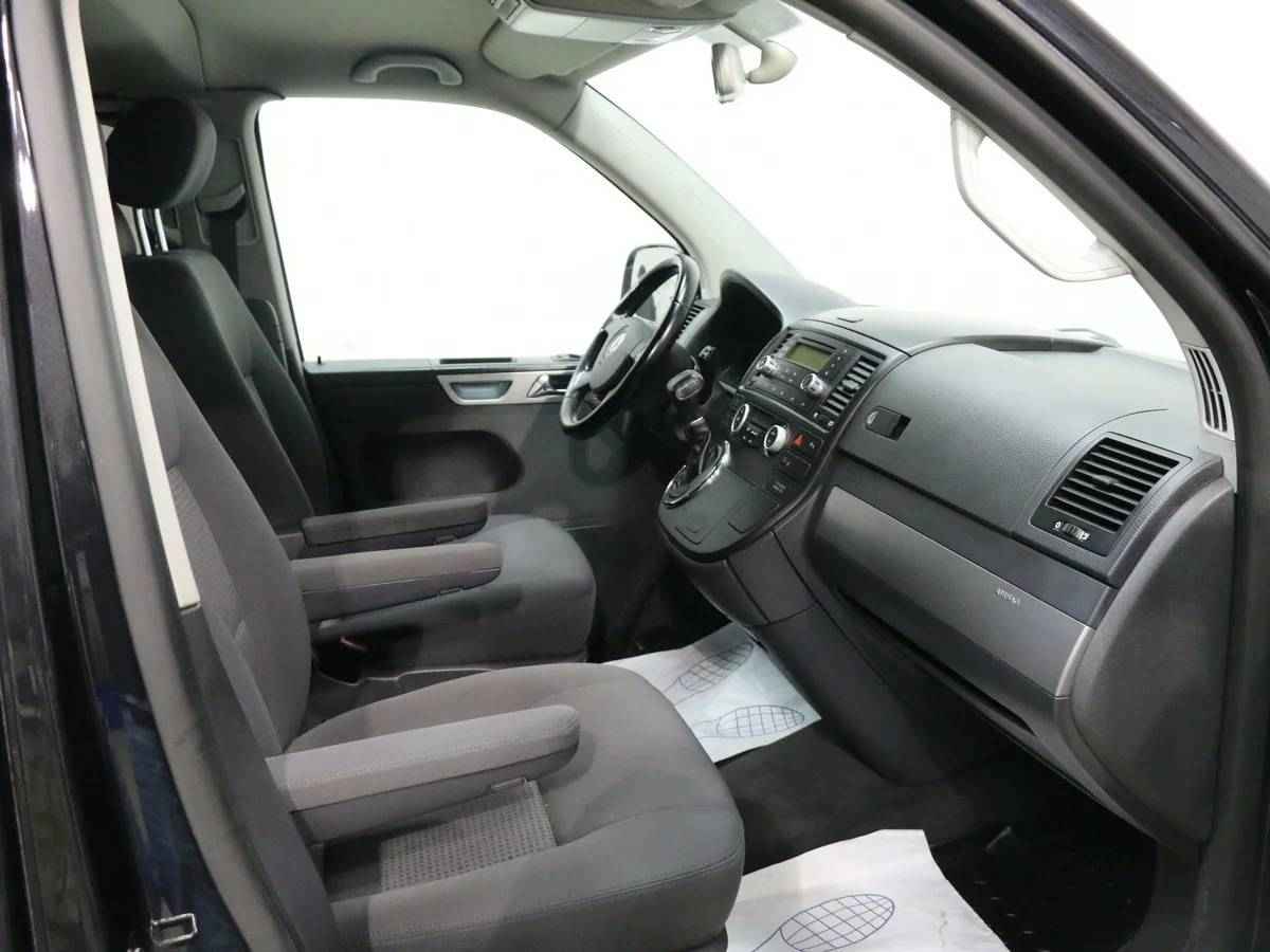 Volkswagen Multivan, T5