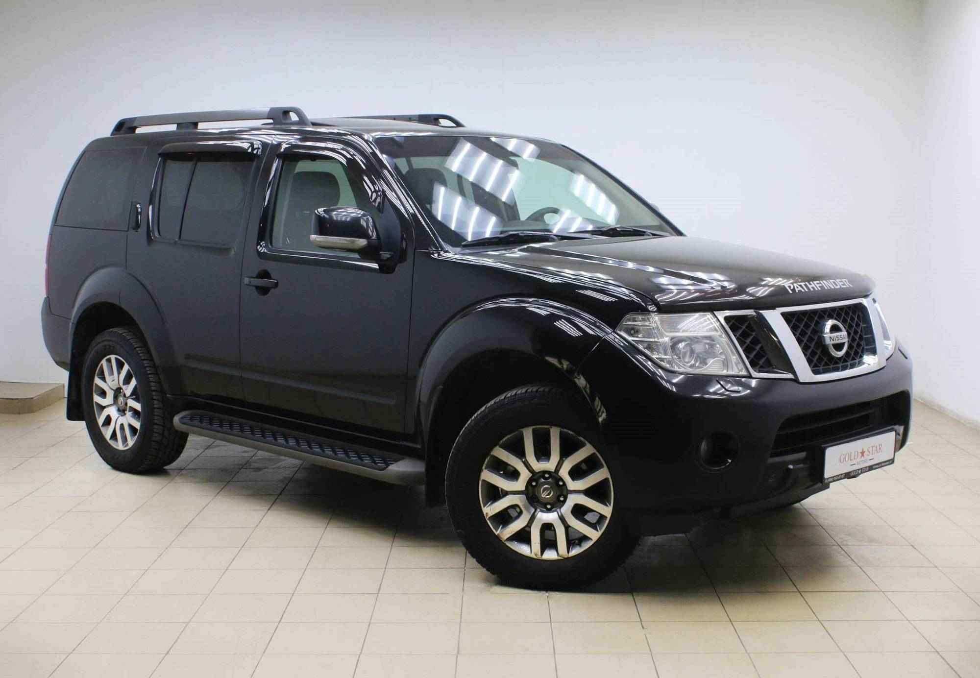 Nissan Pathfinder, III
