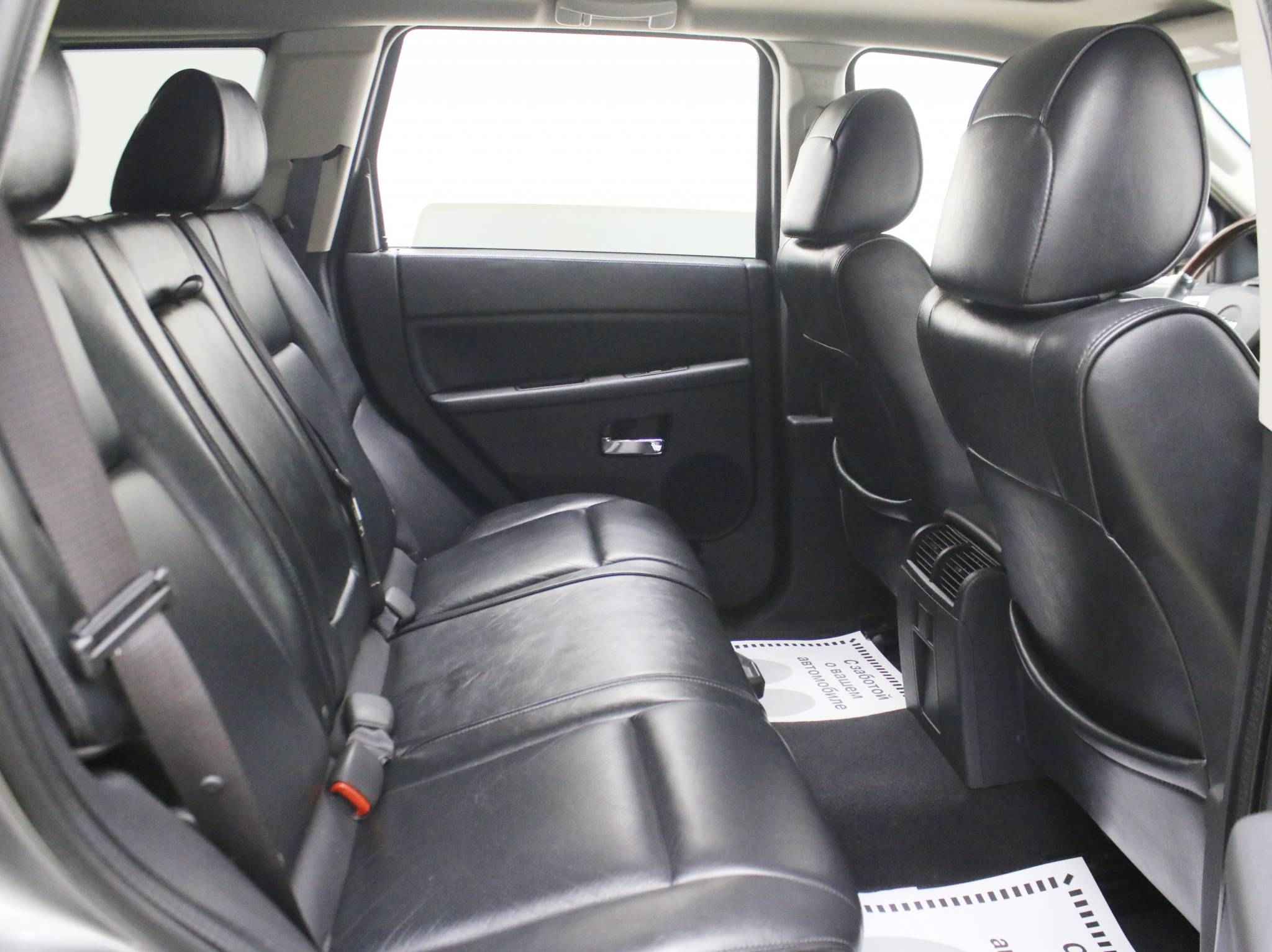 Jeep Grand Cherokee, III (WK)