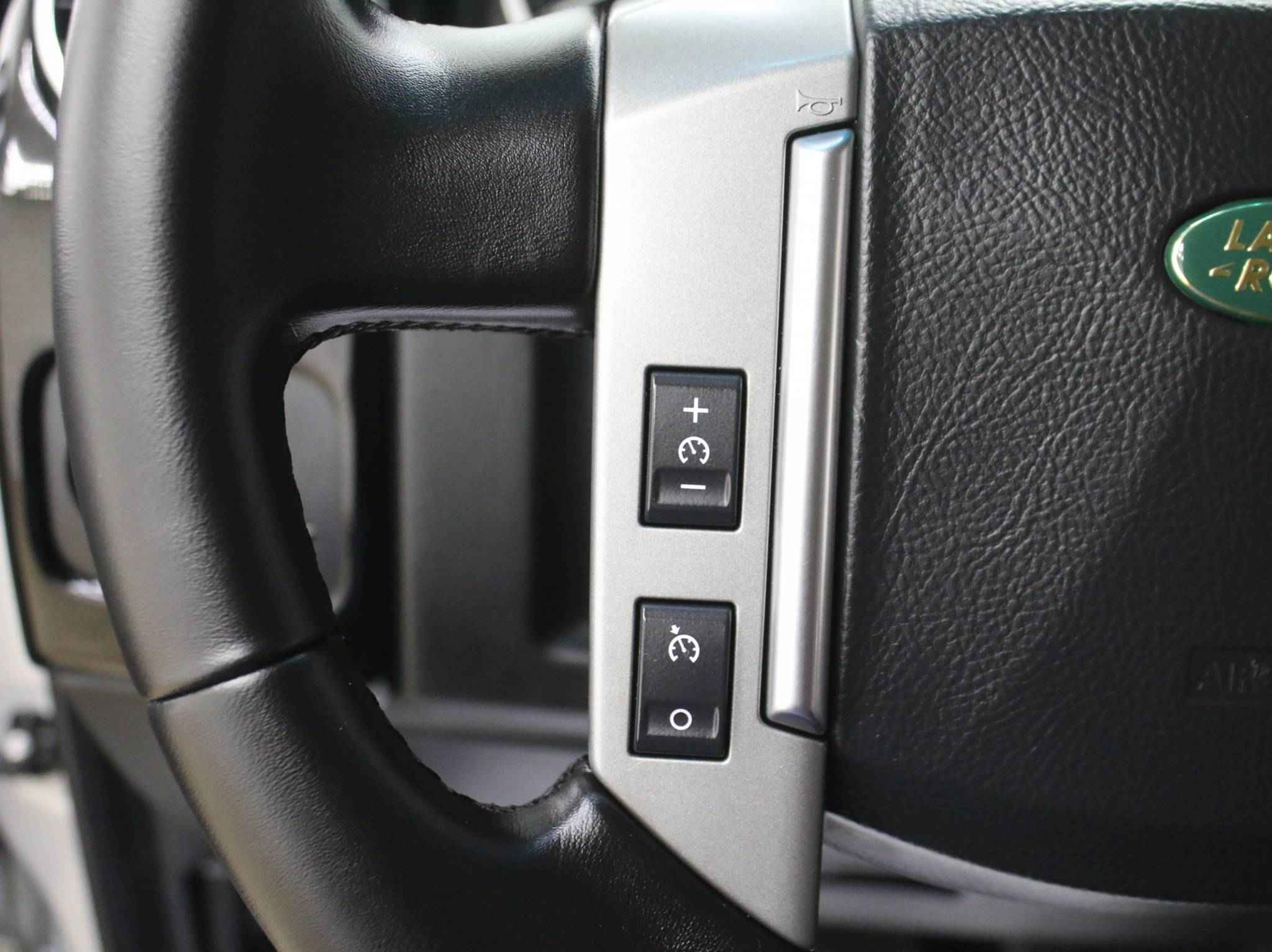 Land Rover Discovery, III