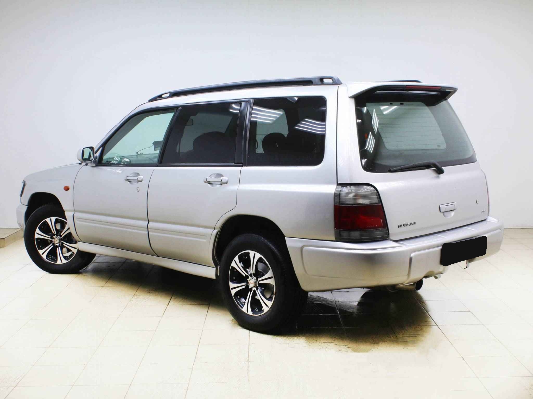 Subaru Forester, I