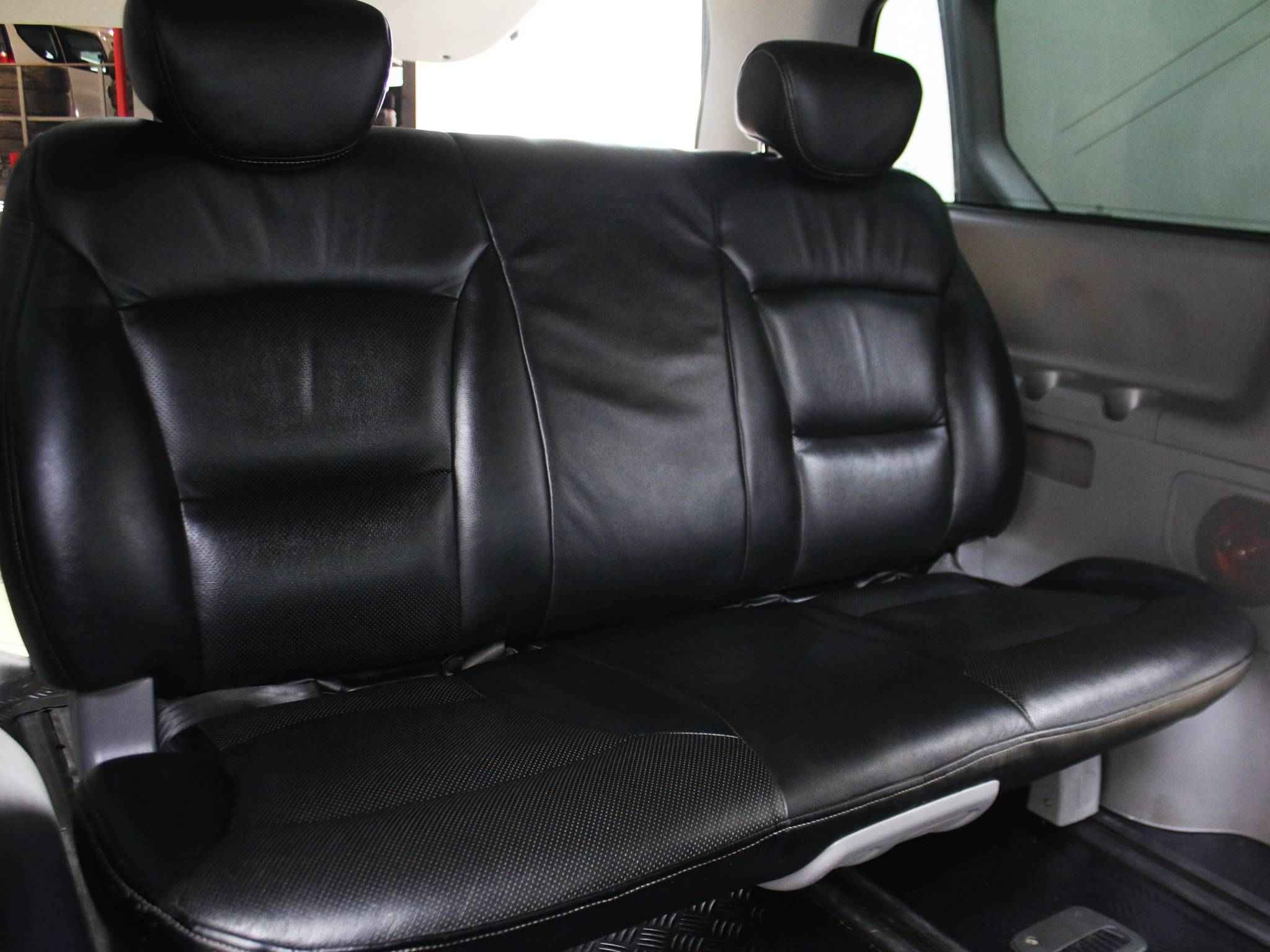 Hyundai Grand Starex, I