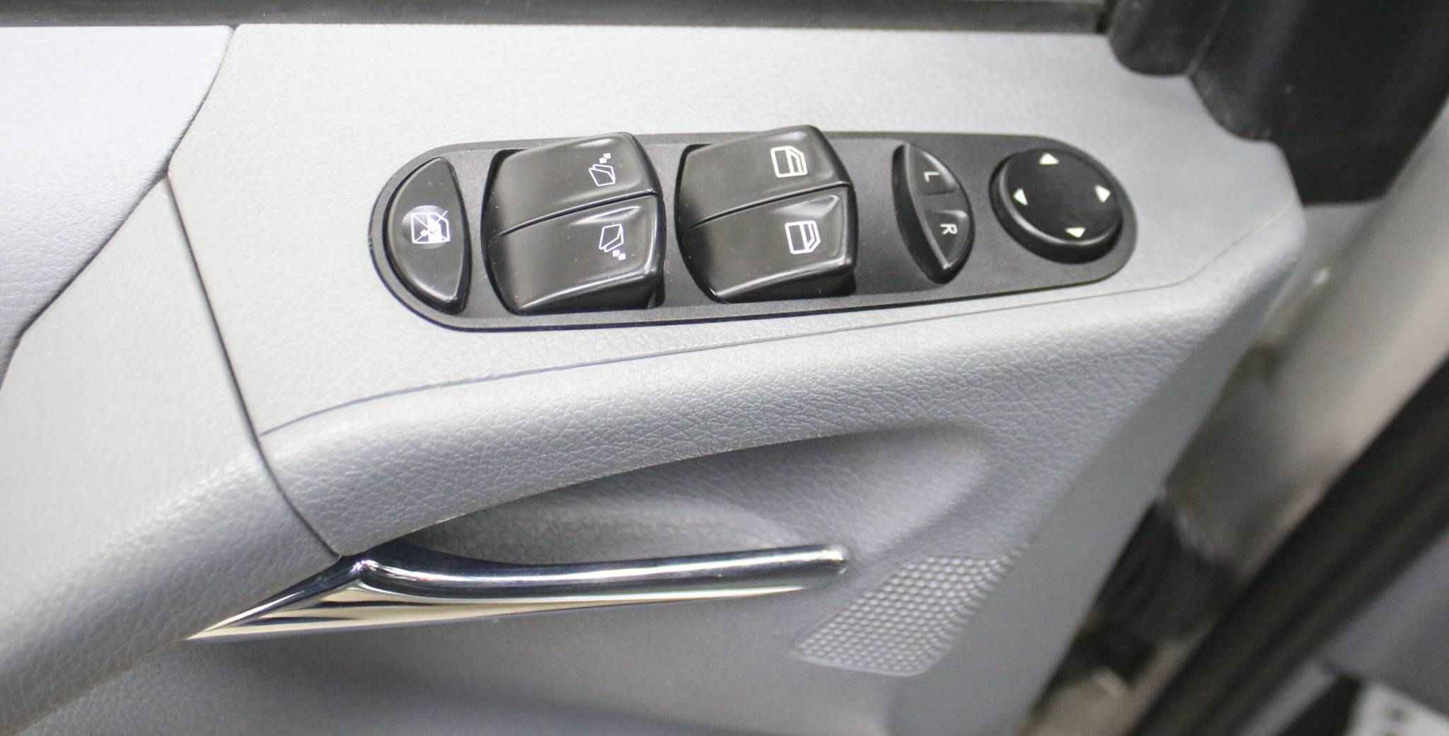 Mercedes-Benz Vito, II (W639)