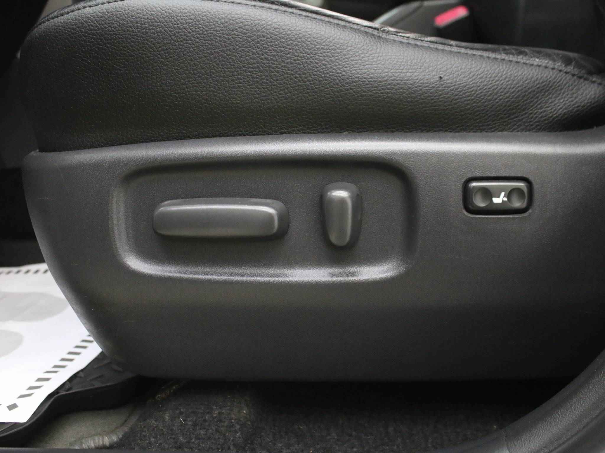 Toyota RAV4, III (XA30)