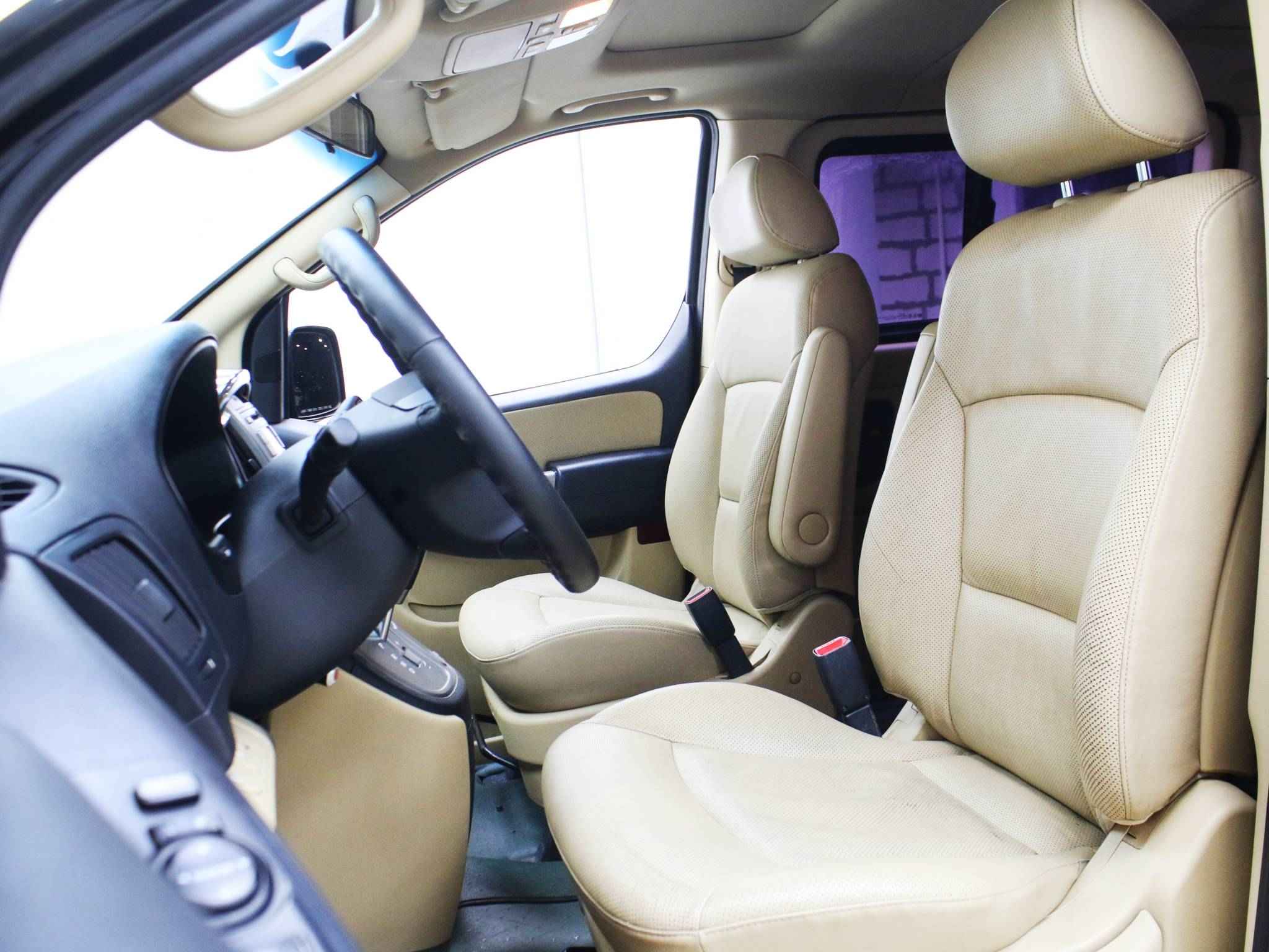 Hyundai Grand Starex, I