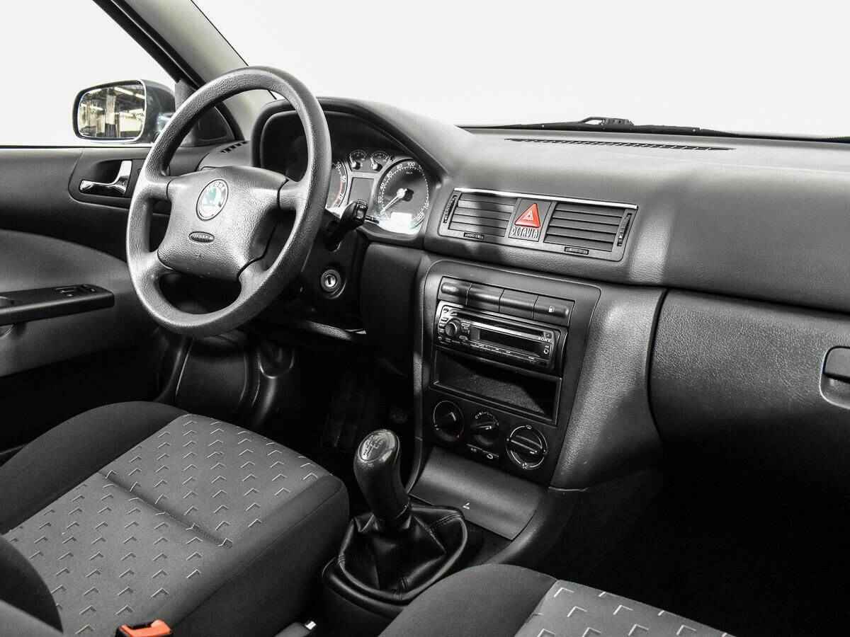 Skoda Octavia, II (A5)