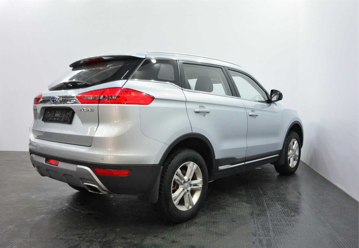 Geely Atlas