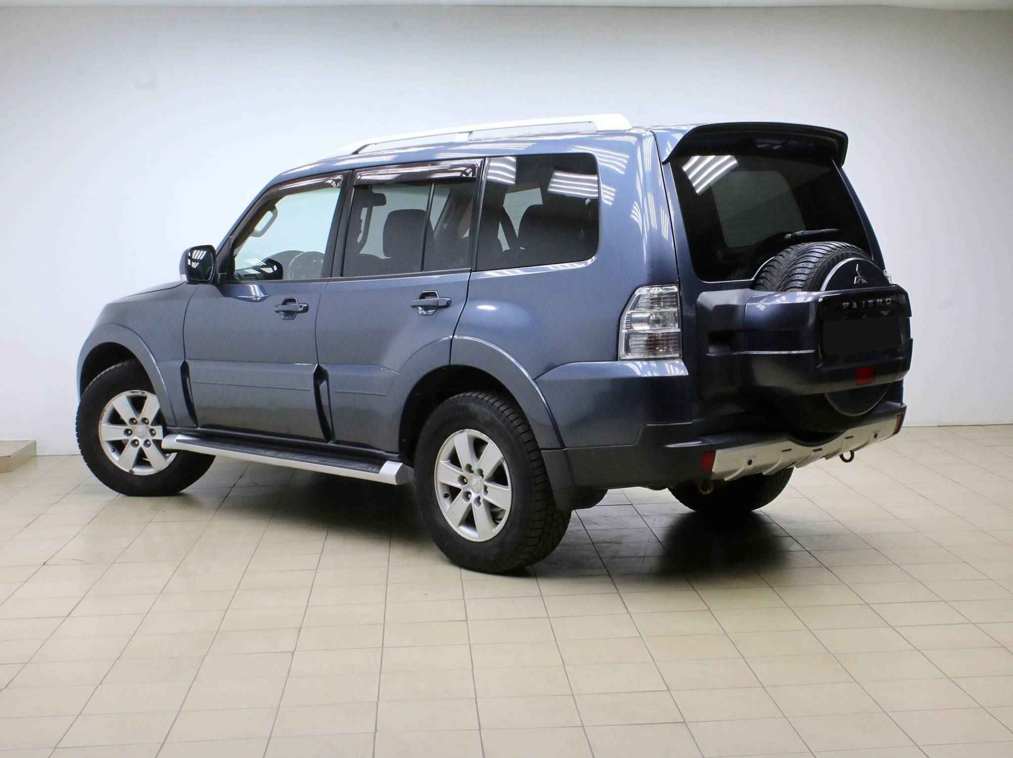 Mitsubishi Pajero, IV