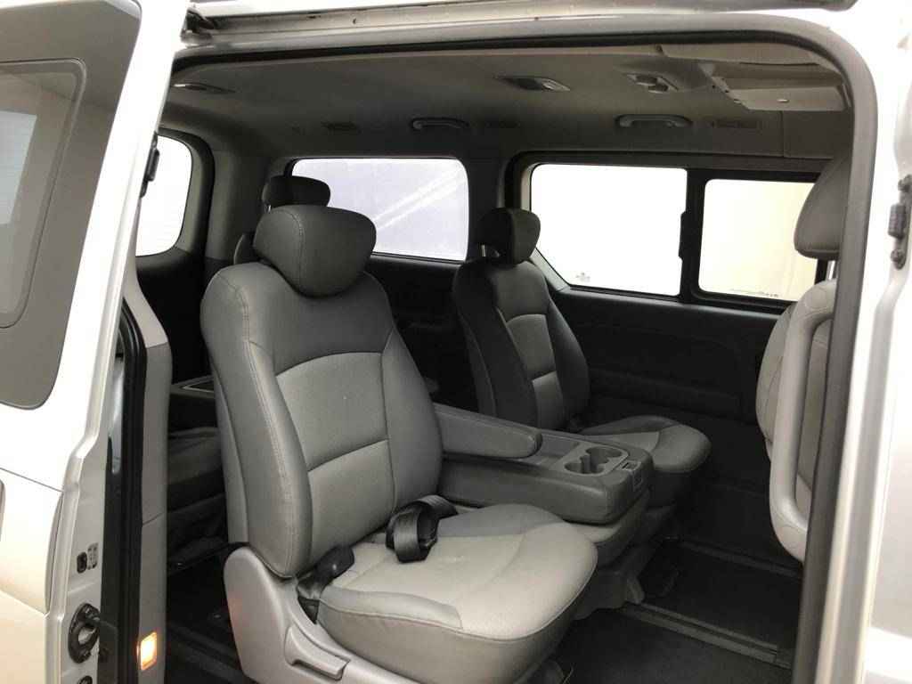 Hyundai Grand Starex, I