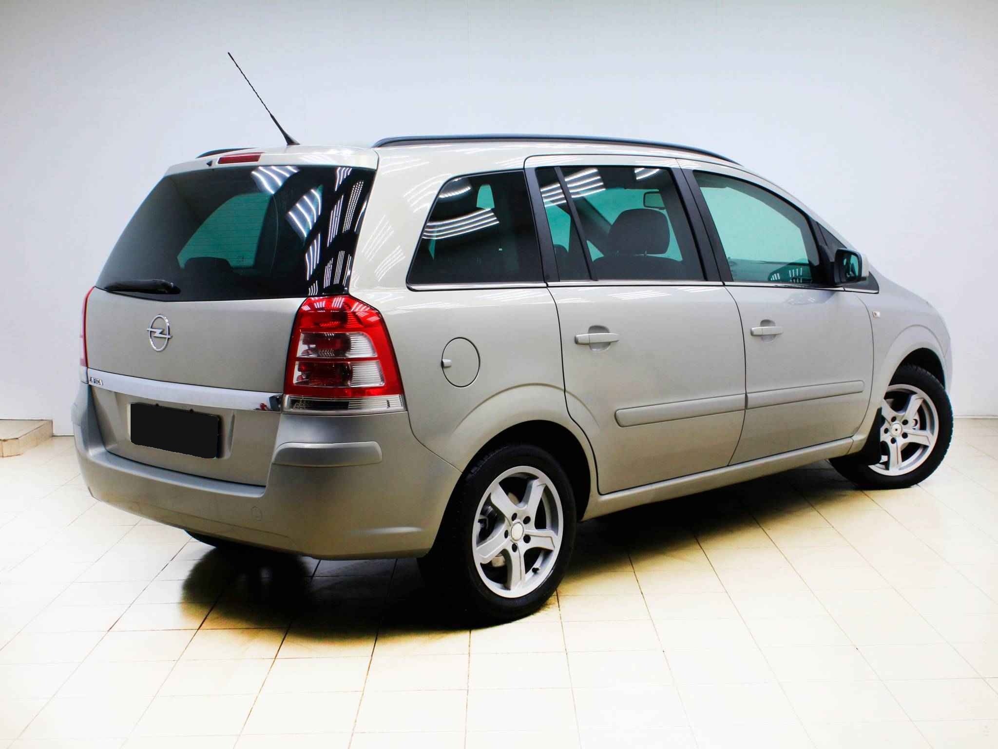 Opel Zafira, B Рестайлинг