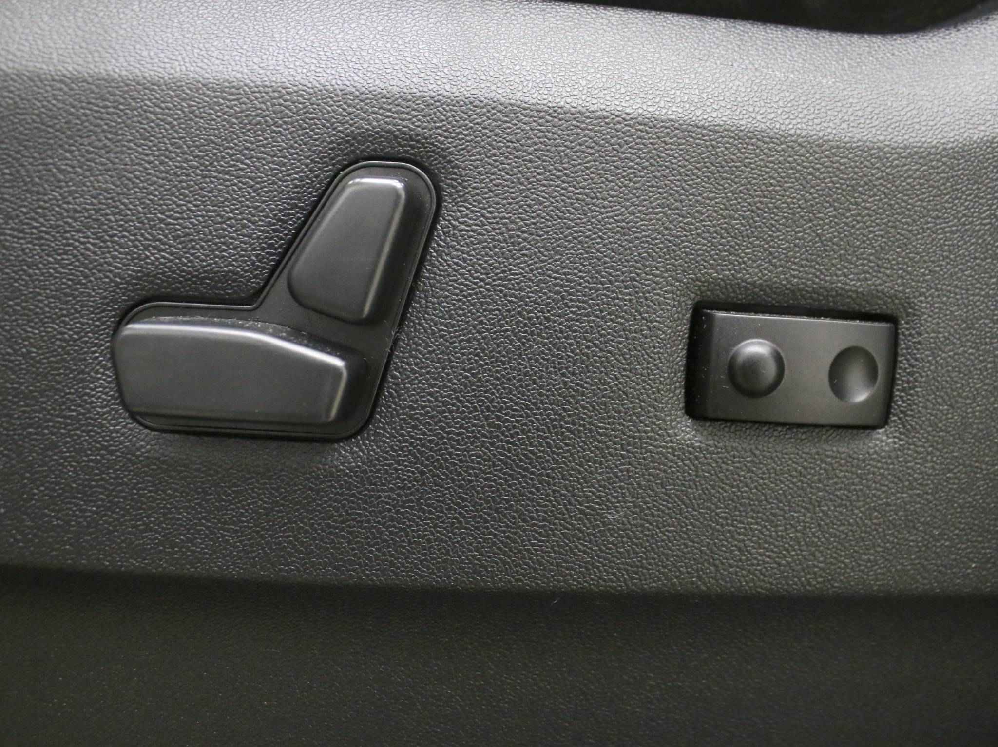 Chrysler Town & Country, V Рестайлинг