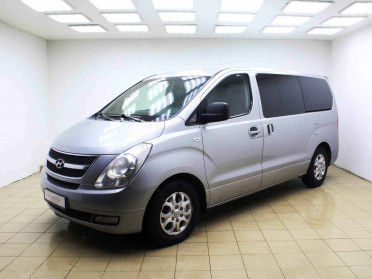 Hyundai Grand Starex, I