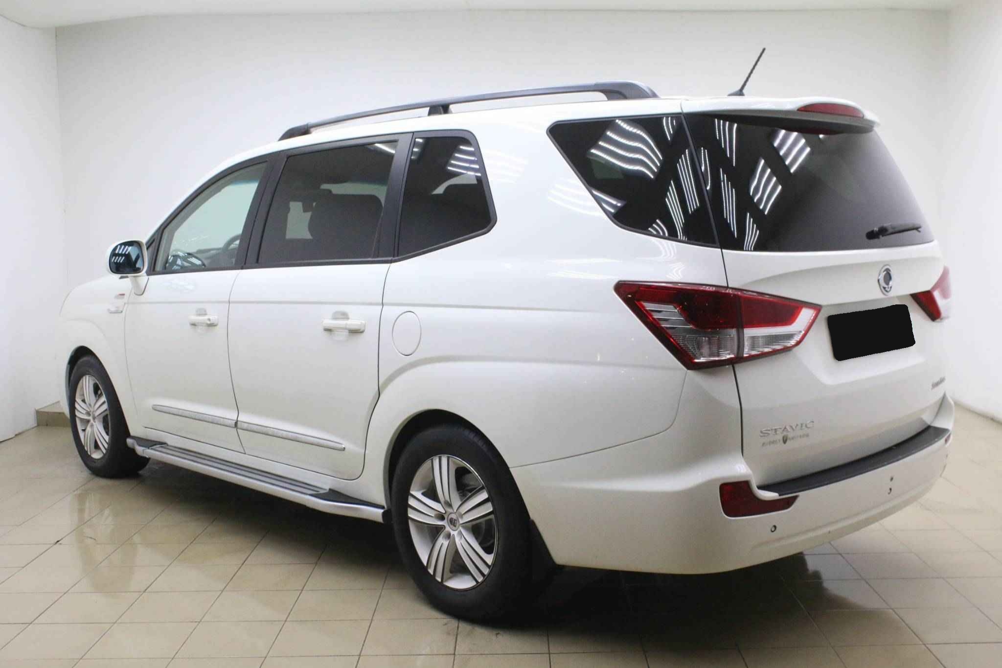 SsangYong Stavic