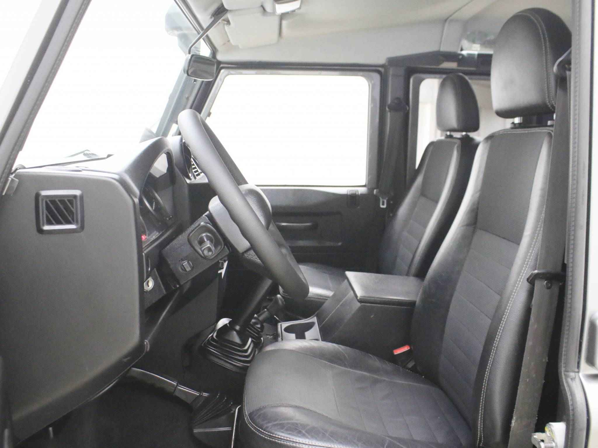 Land Rover Defender, I Рестайлинг