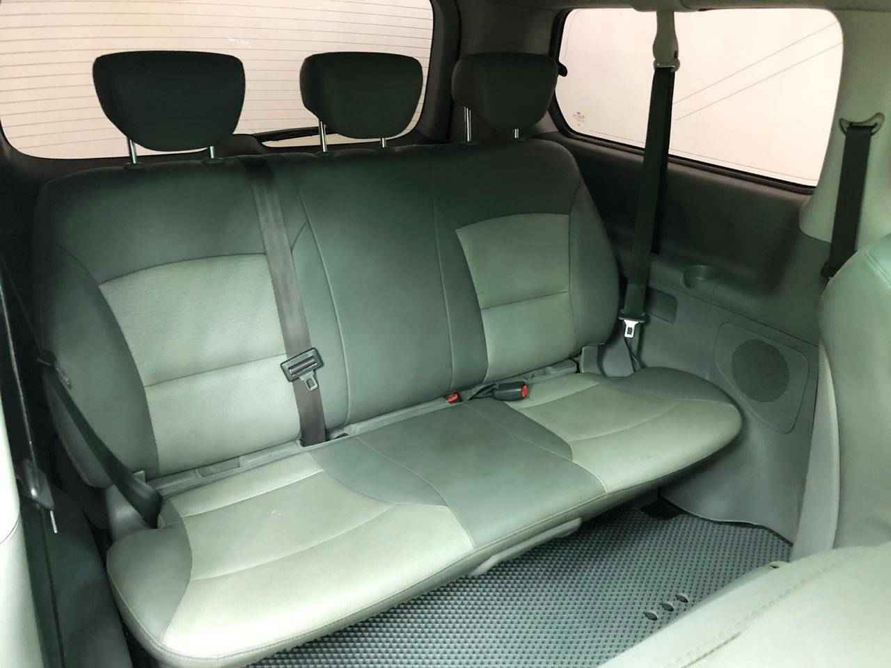 Hyundai Grand Starex, I