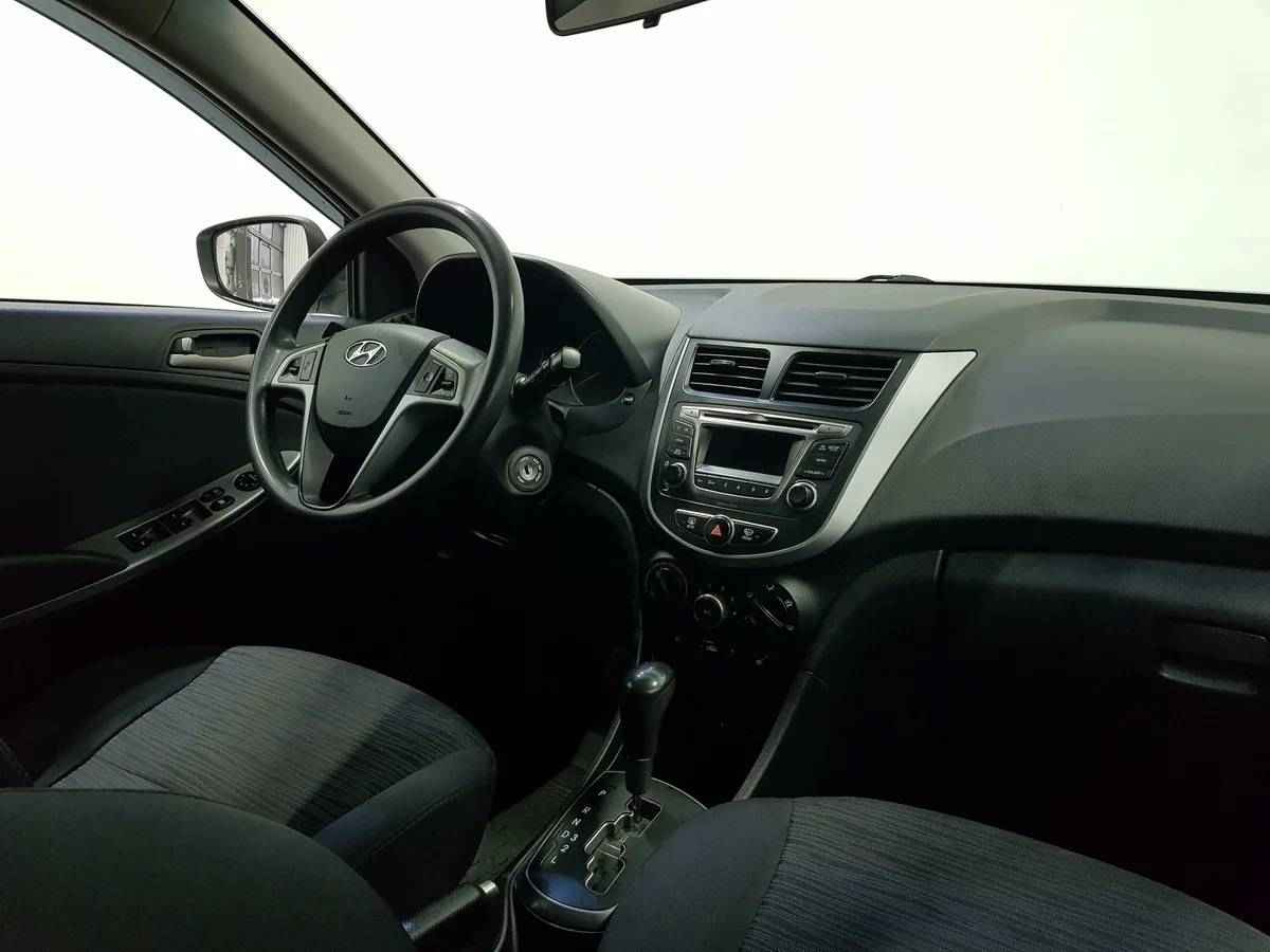 Hyundai Solaris, I Рестайлинг