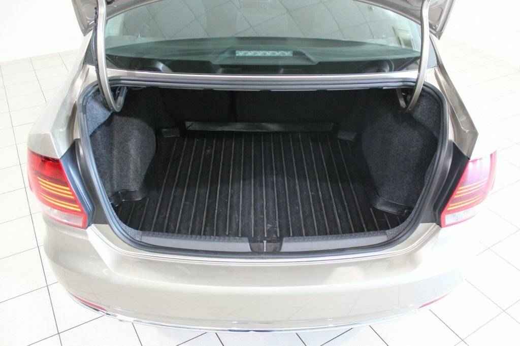 Volkswagen Polo, V Рестайлинг