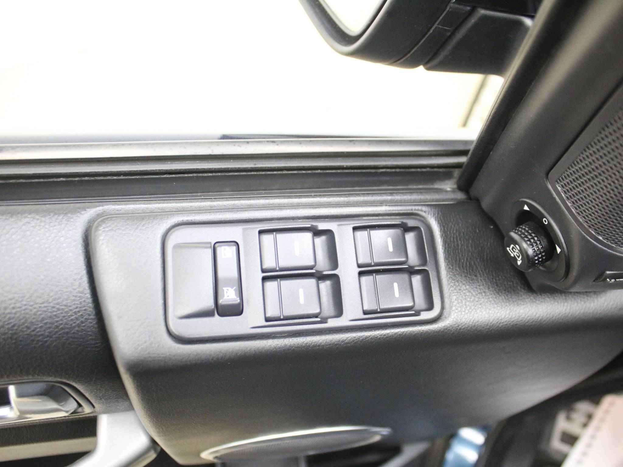 Land Rover Discovery, III