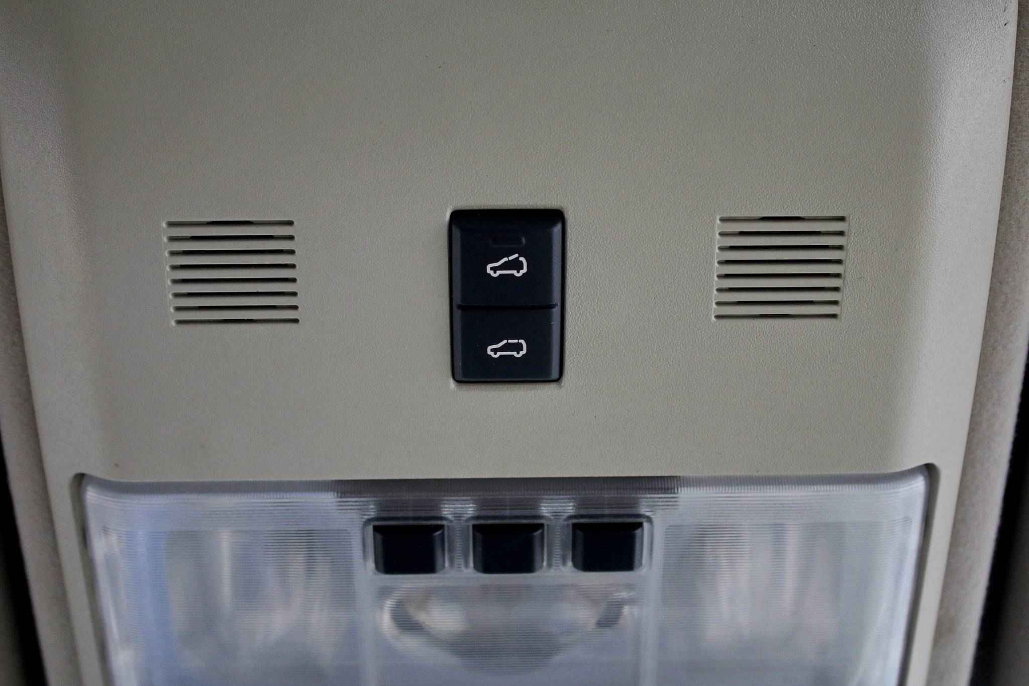 Land Rover Discovery, III