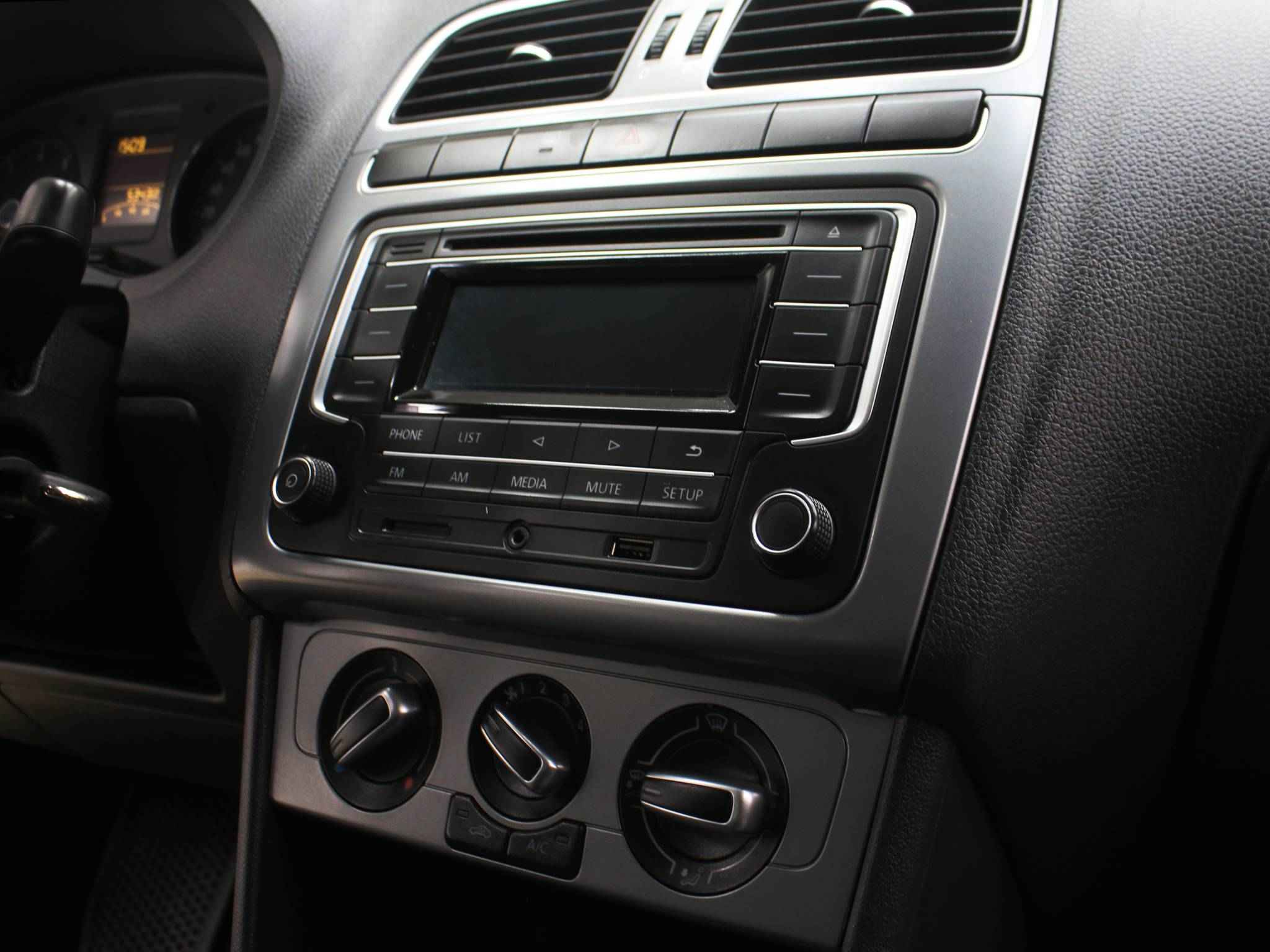 Volkswagen Polo, V Рестайлинг