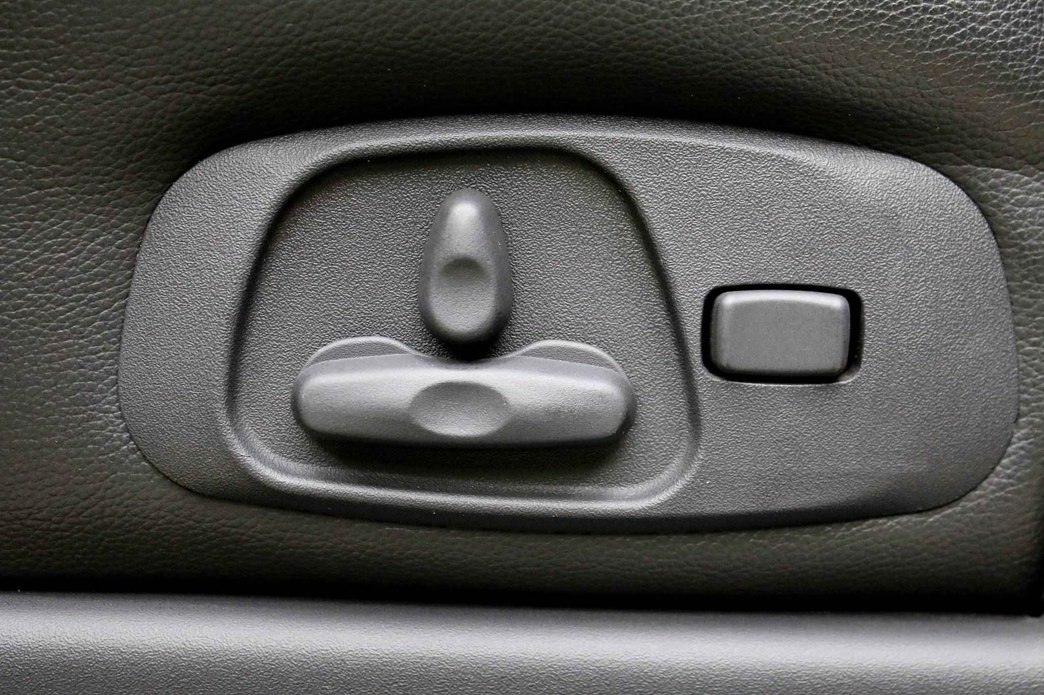 Mitsubishi Pajero, IV