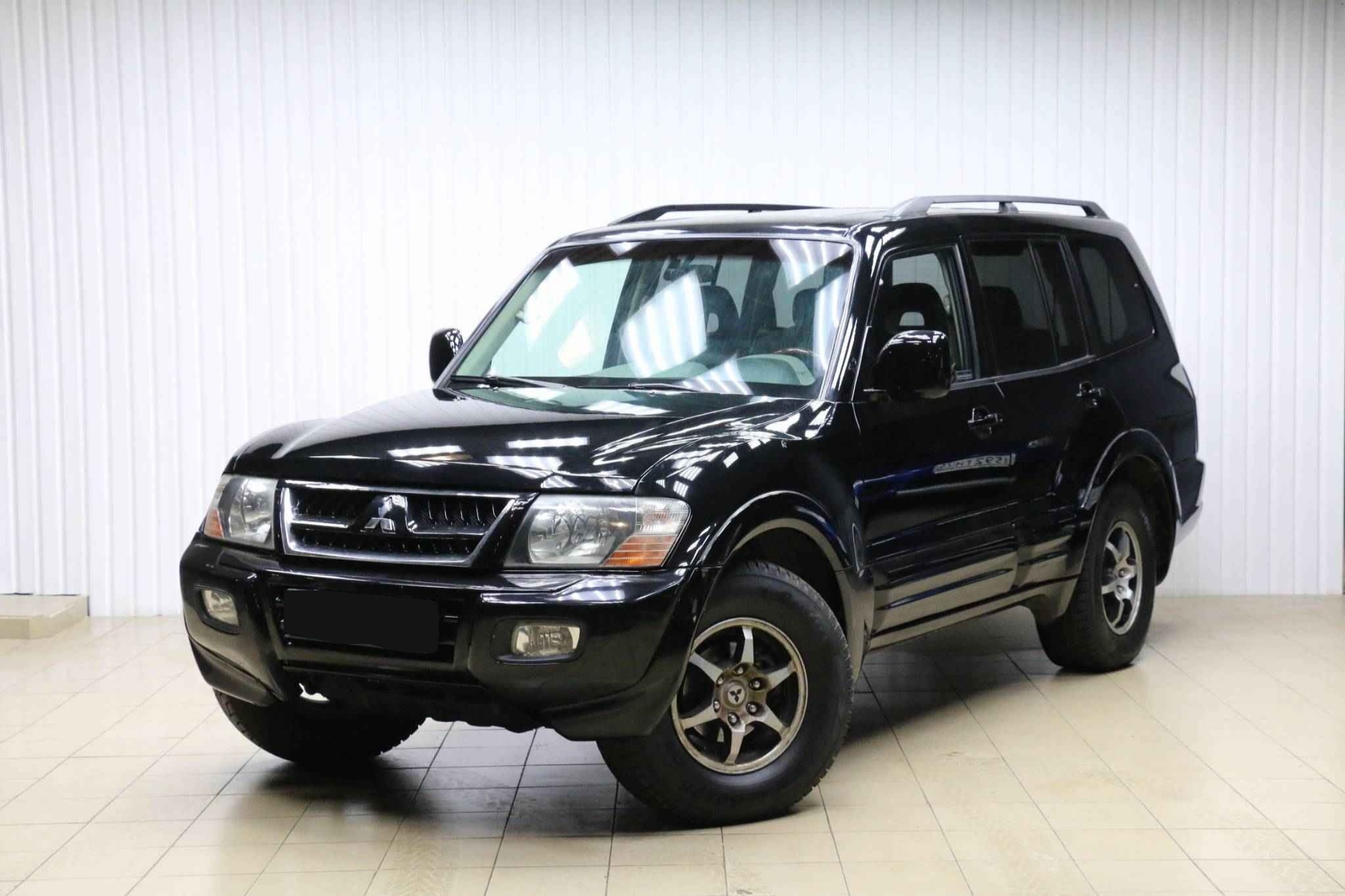 Mitsubishi Montero, II