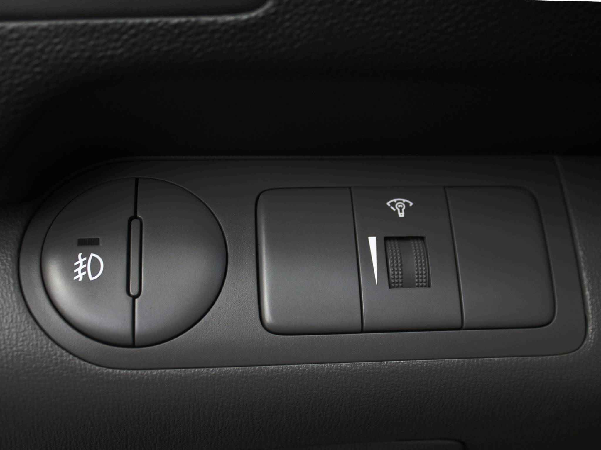 Hyundai Grand Starex, I