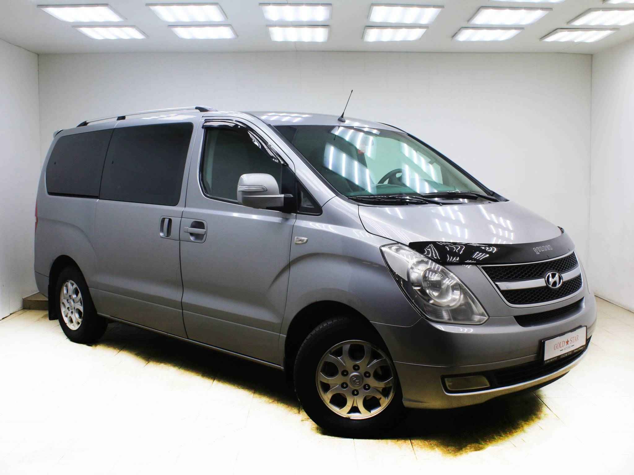 Hyundai Grand Starex, I