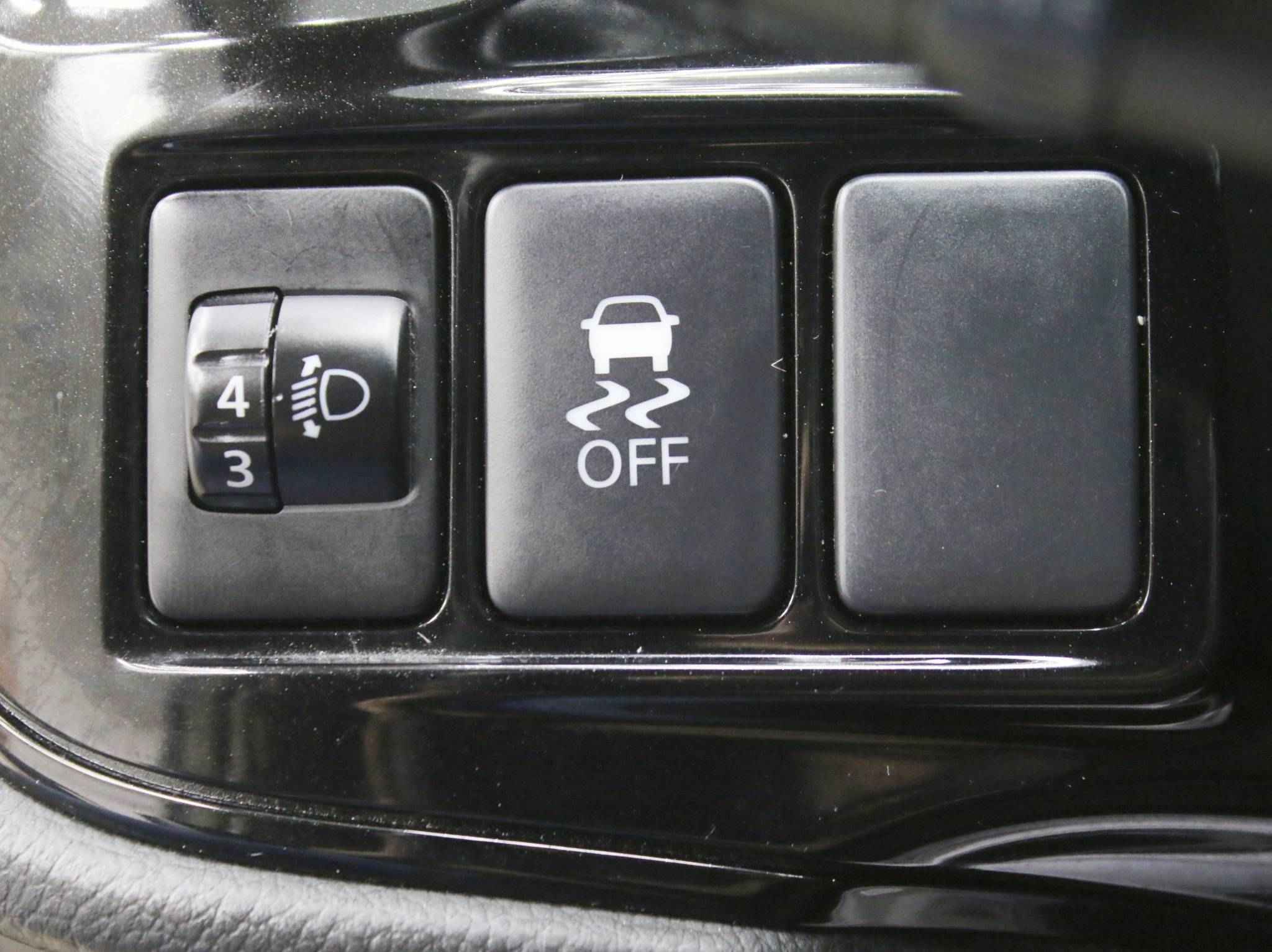 Mitsubishi Outlander, III