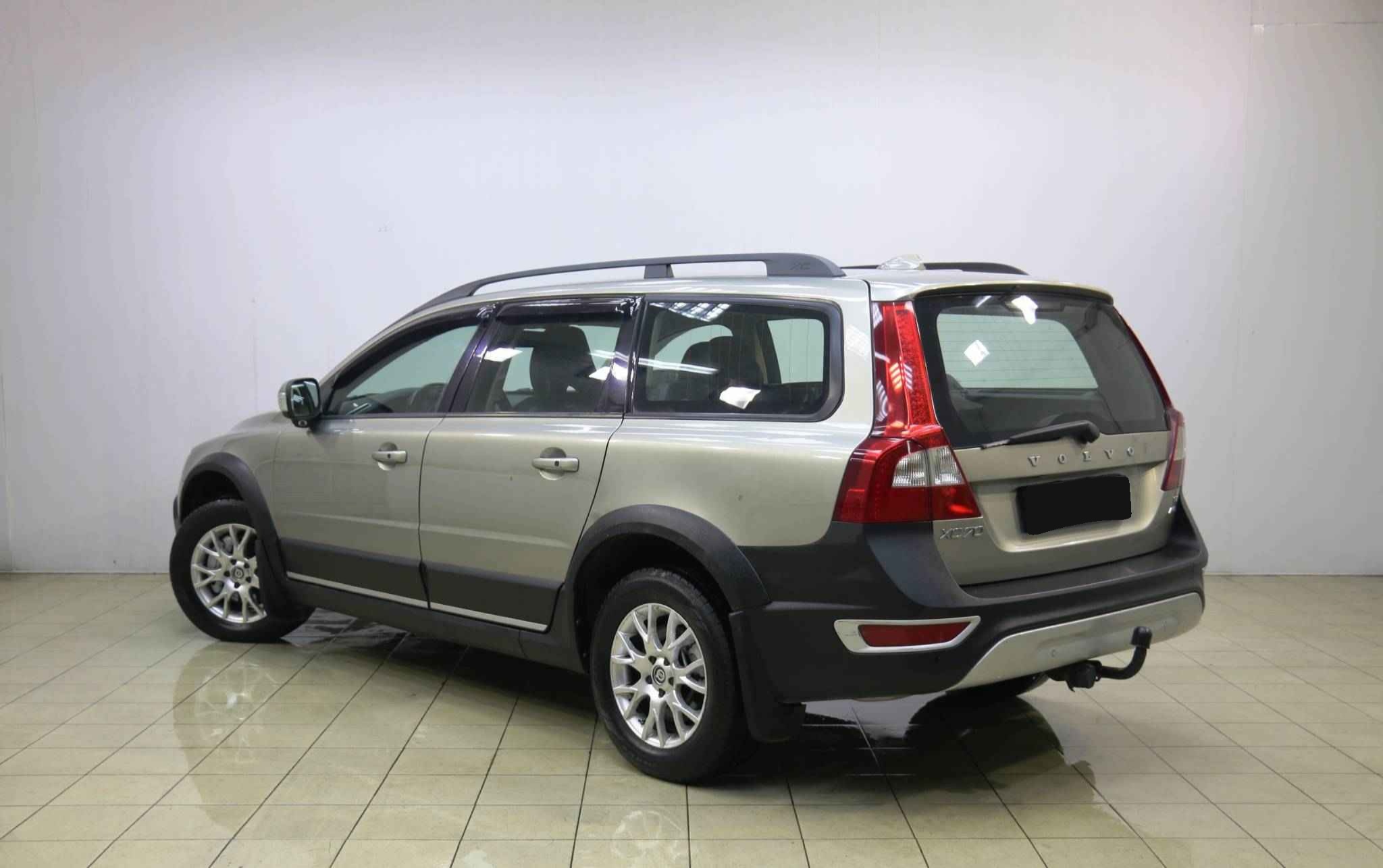 Volvo XC70, II