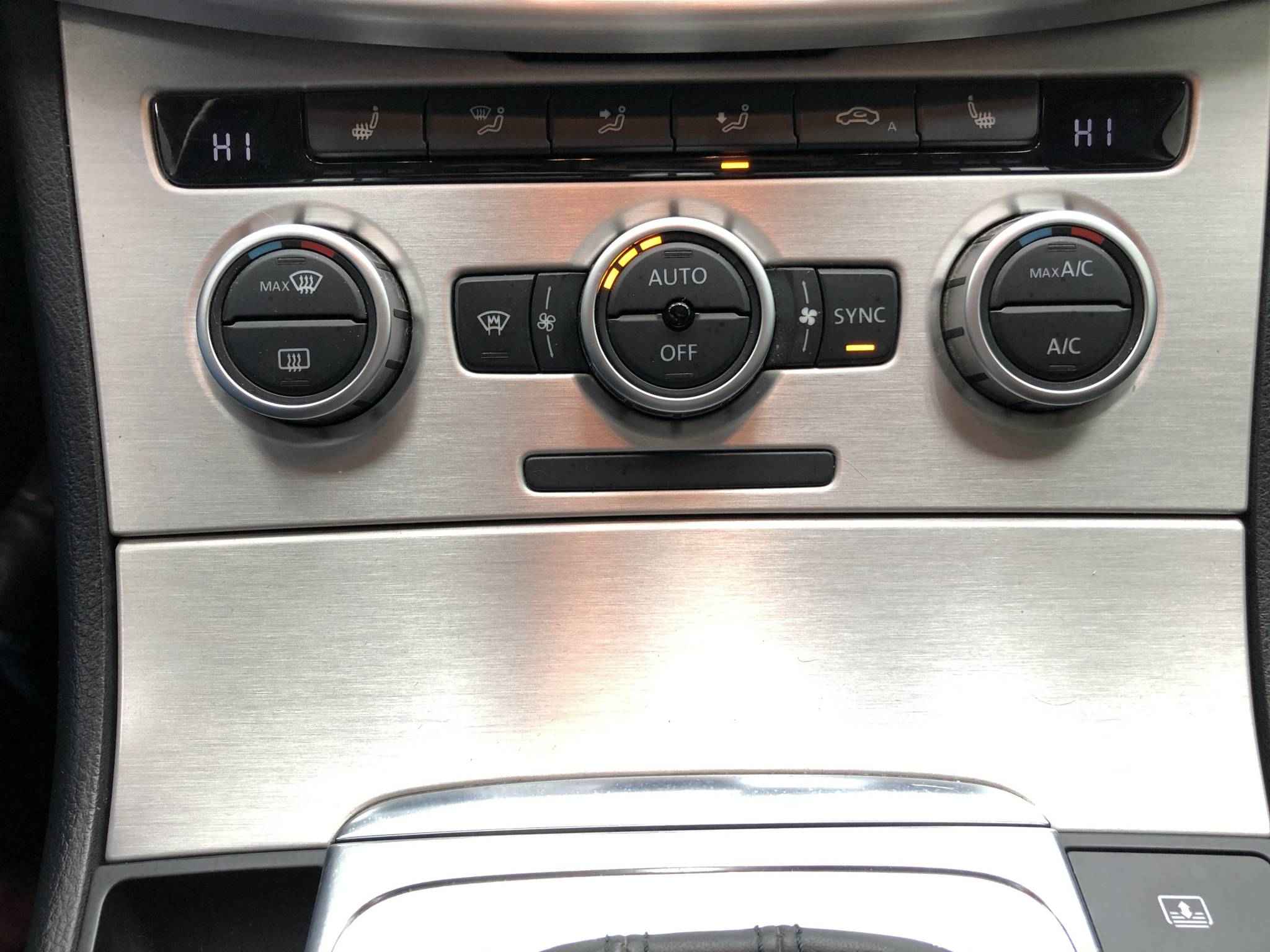 Volkswagen Passat, B7