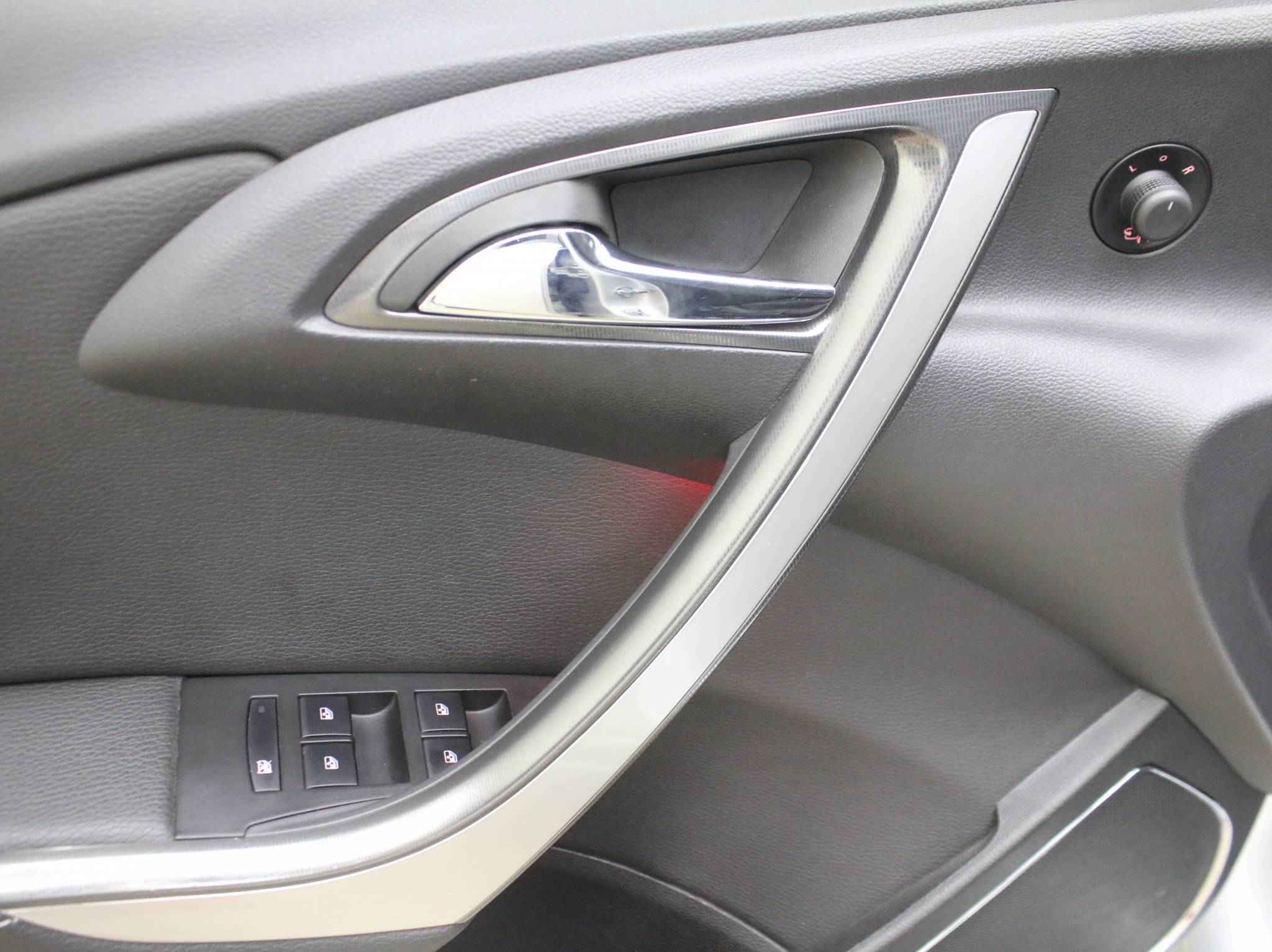 Opel Astra, J Рестайлинг