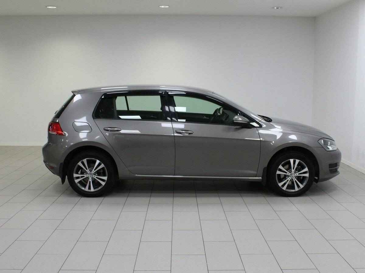 Volkswagen Golf, VII