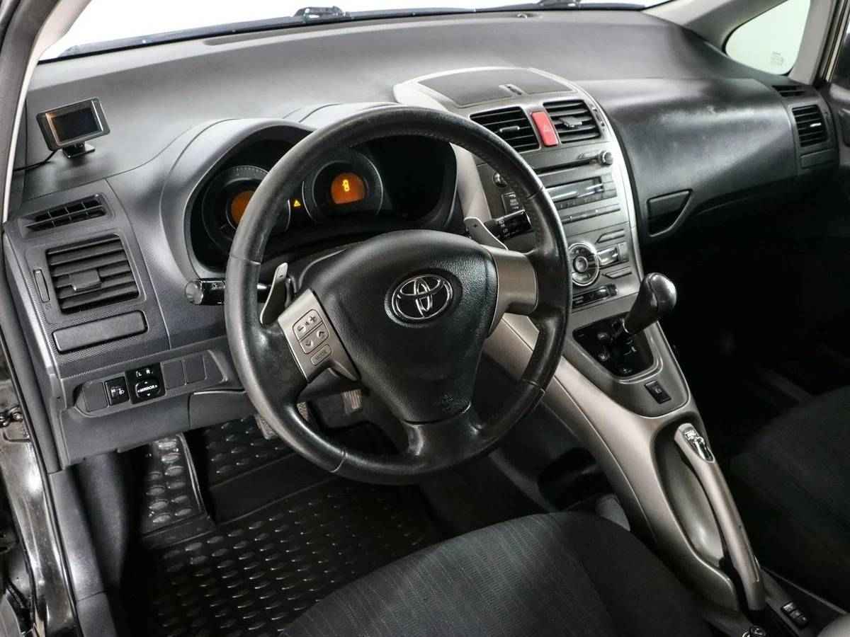 Toyota Auris, I