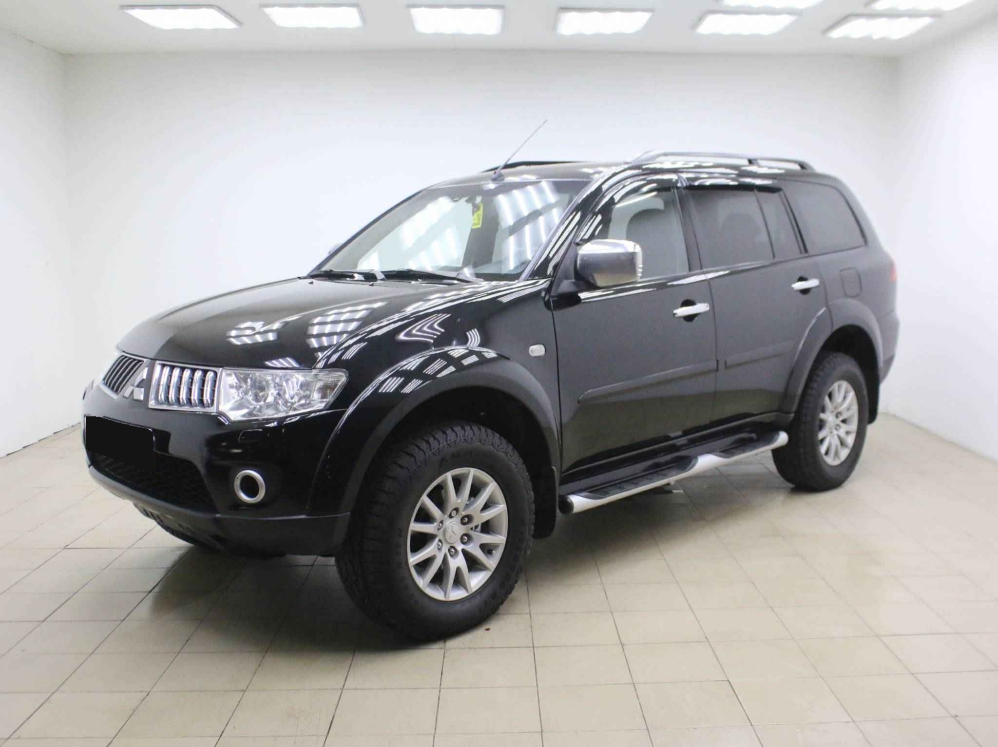 Mitsubishi Pajero Sport, II