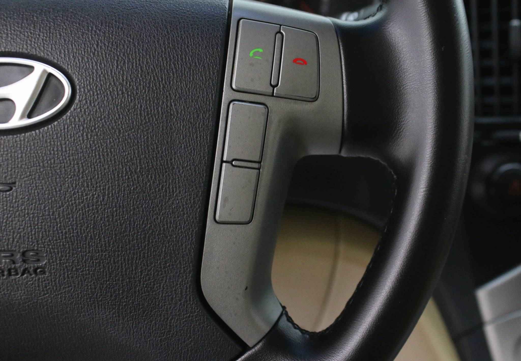 Hyundai Grand Starex, I