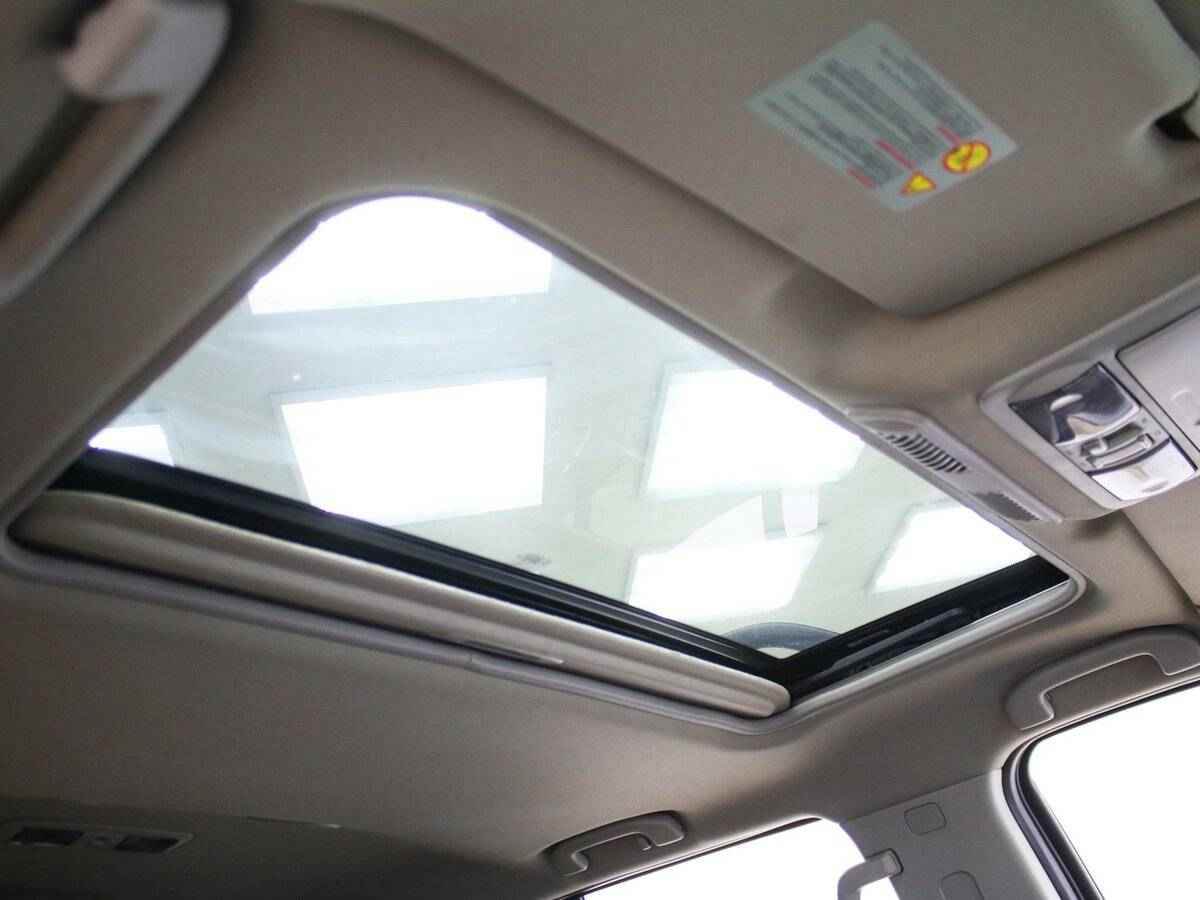 Nissan Pathfinder, III