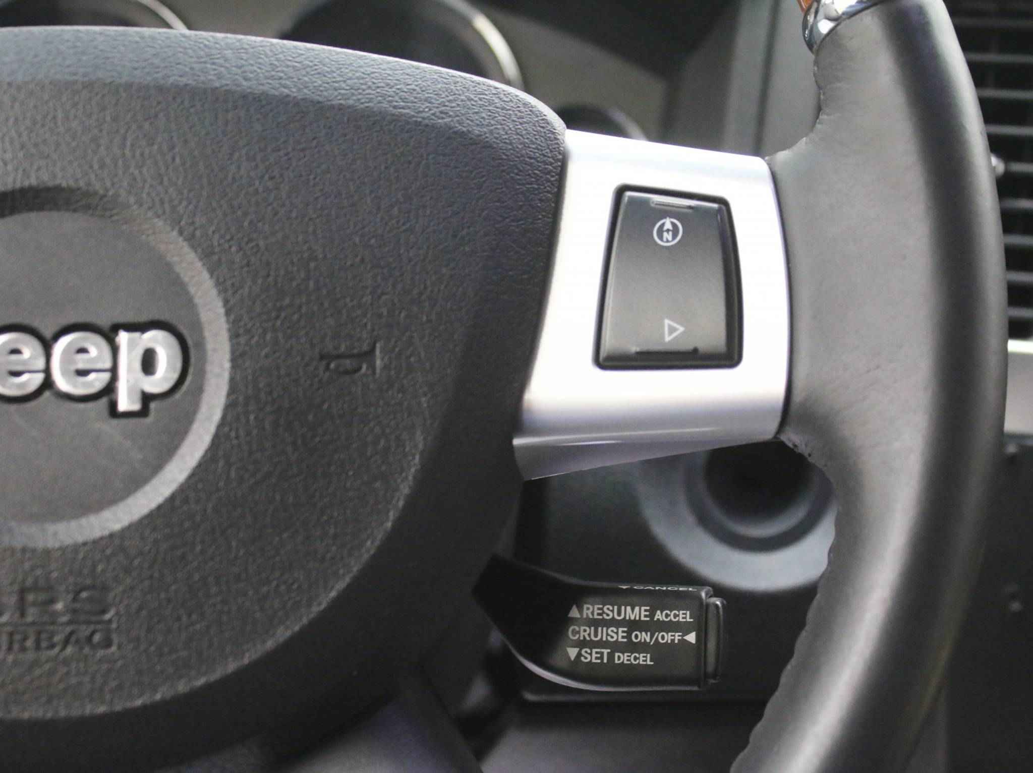 Jeep Grand Cherokee, III (WK)