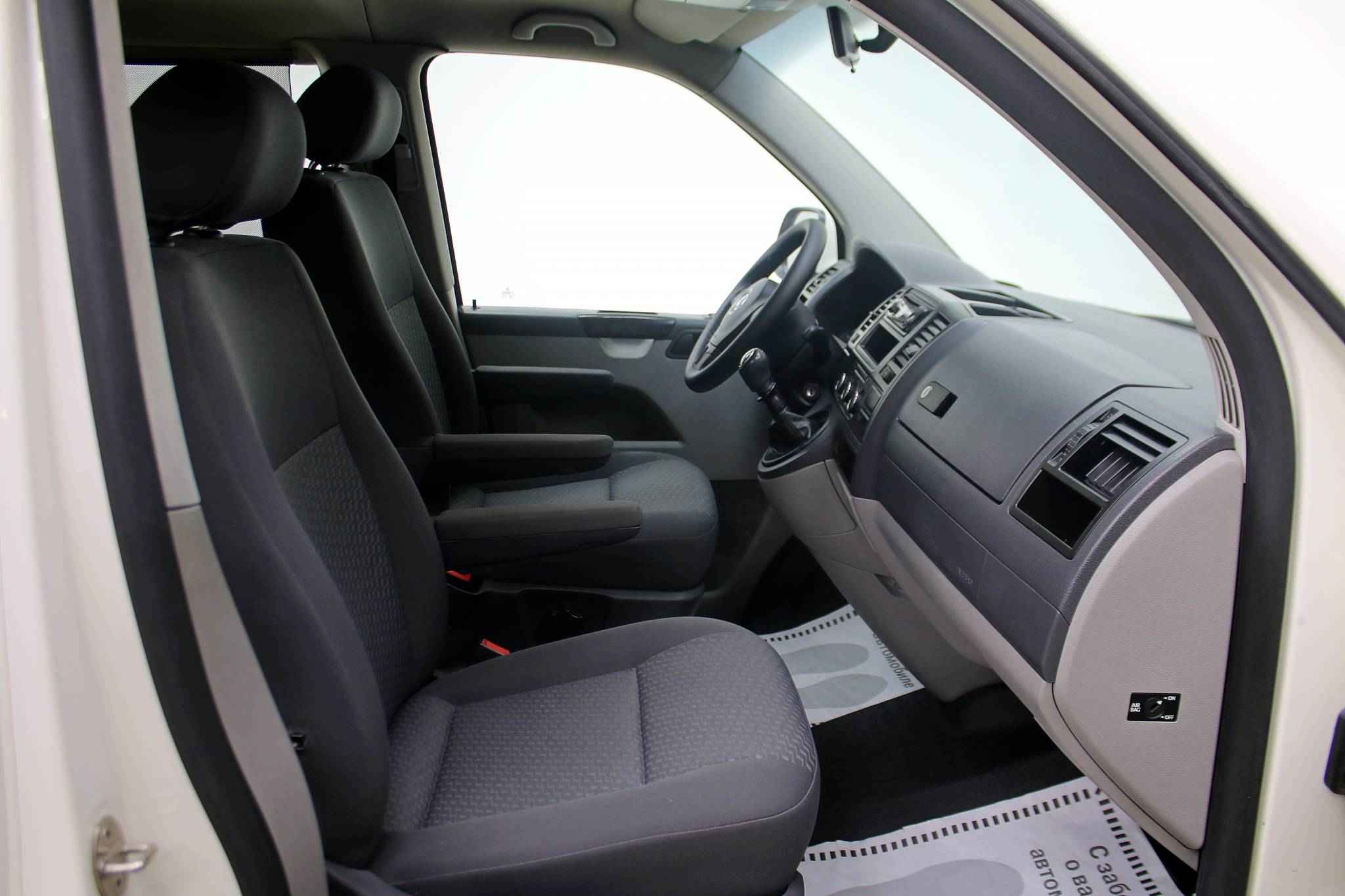 Volkswagen Caravelle, T5 Рестайлинг