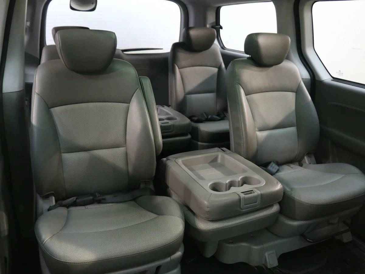 Hyundai Grand Starex, I