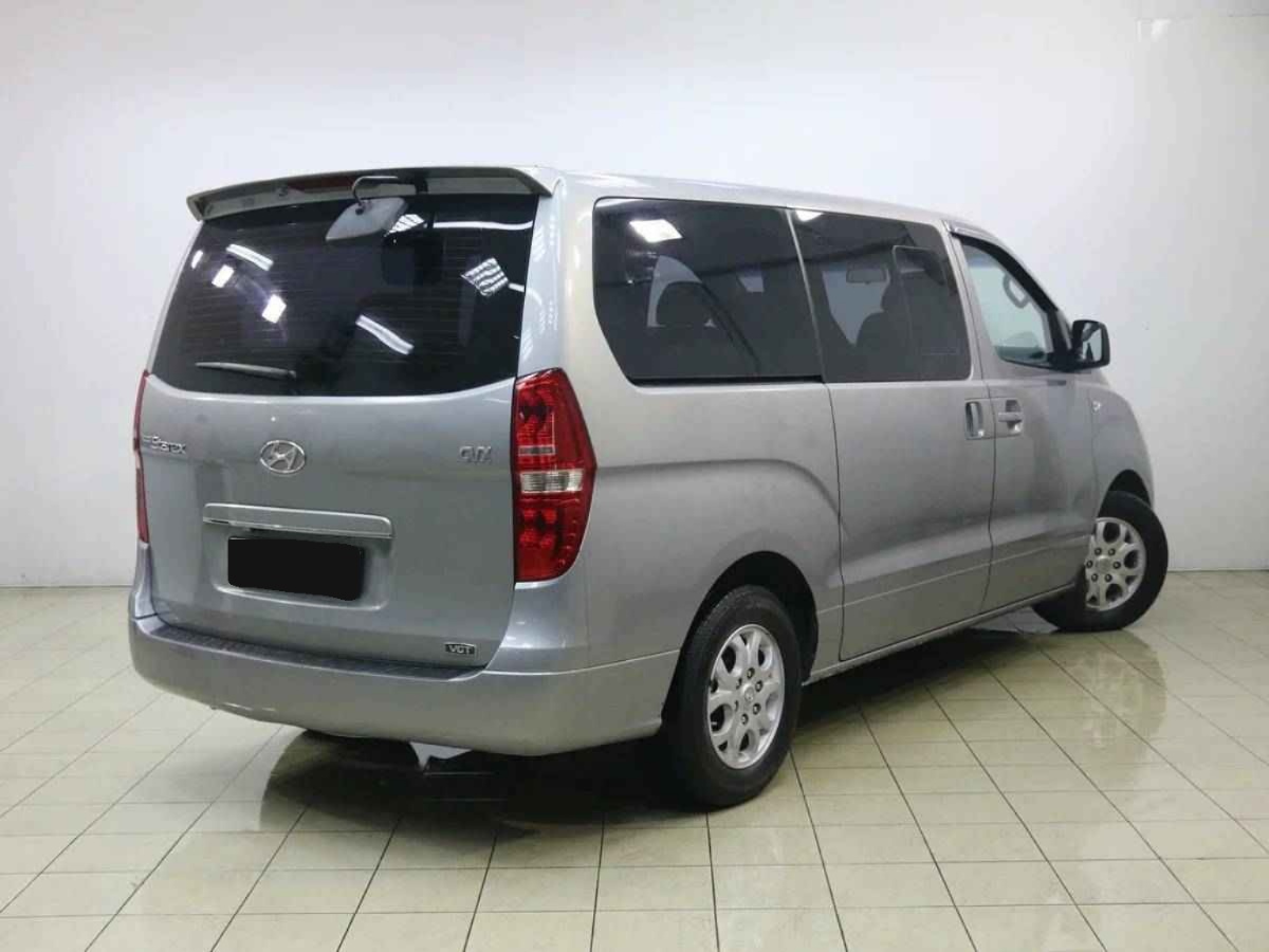 Hyundai Grand Starex, I