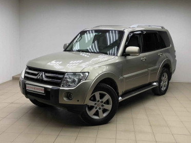 Mitsubishi Pajero, IV
