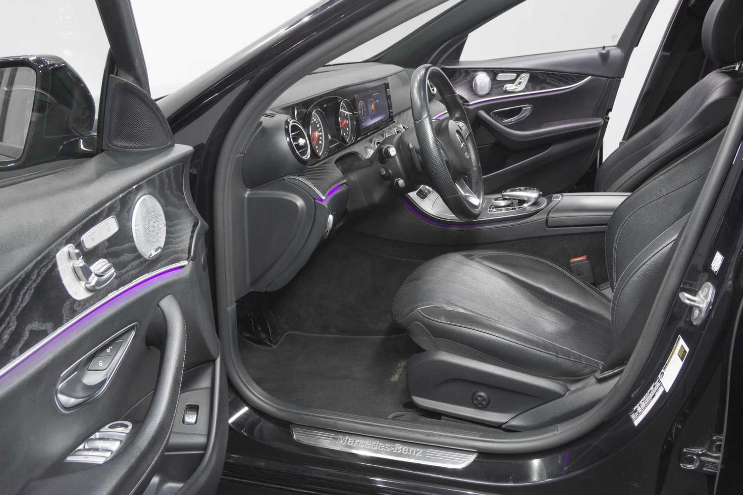 Mercedes-Benz E-Класс 300