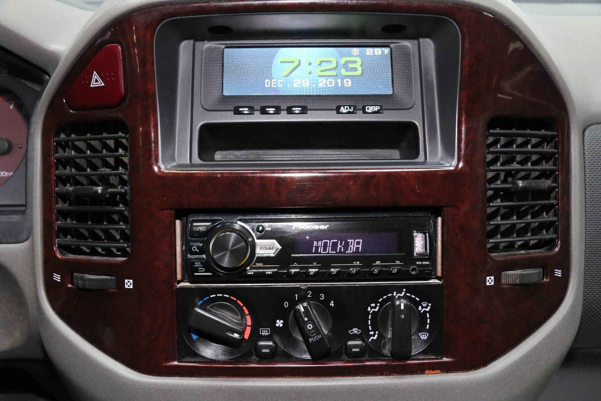 Mitsubishi Montero, II